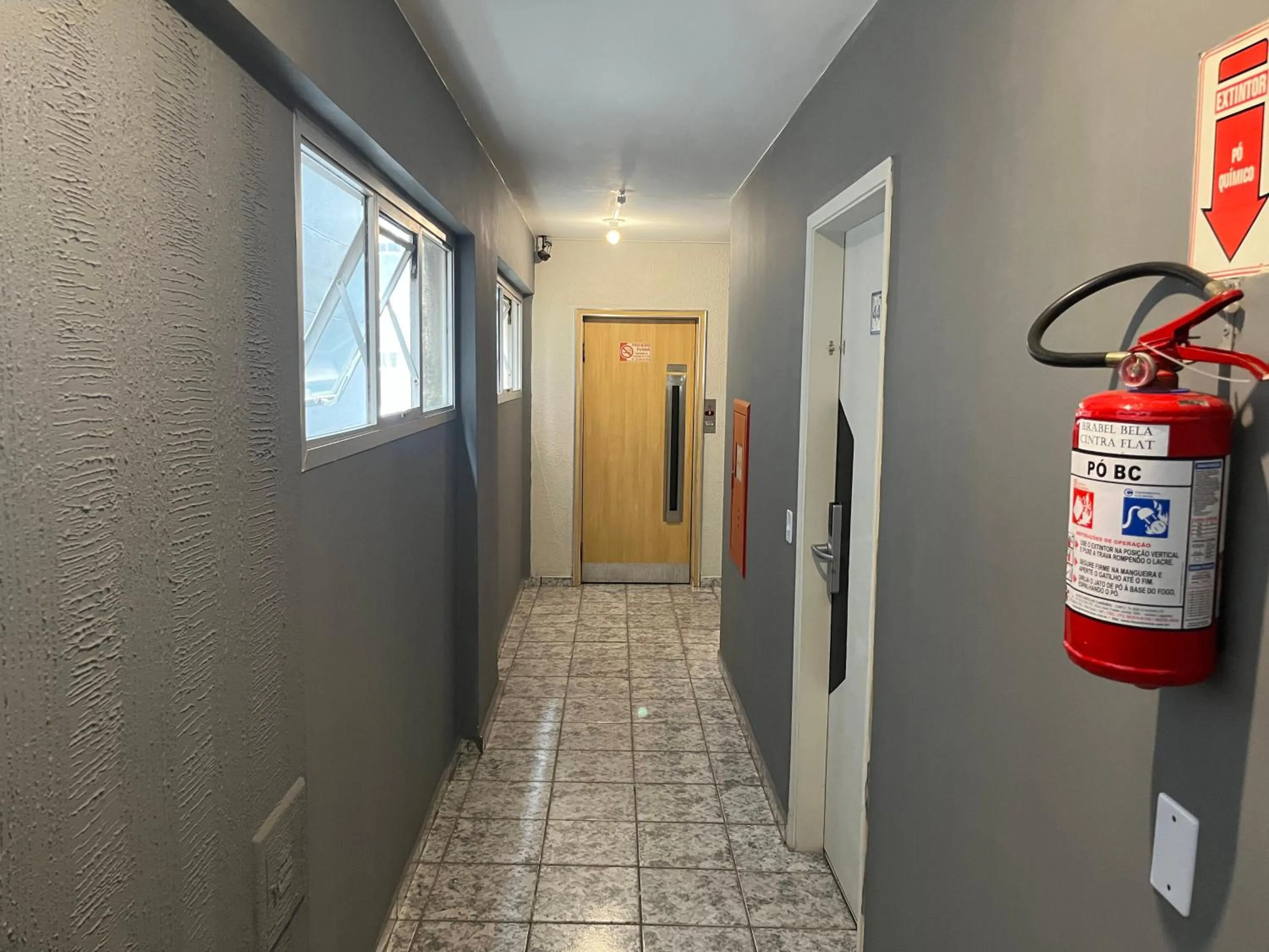 elevator in Bela Cintra Flat Service