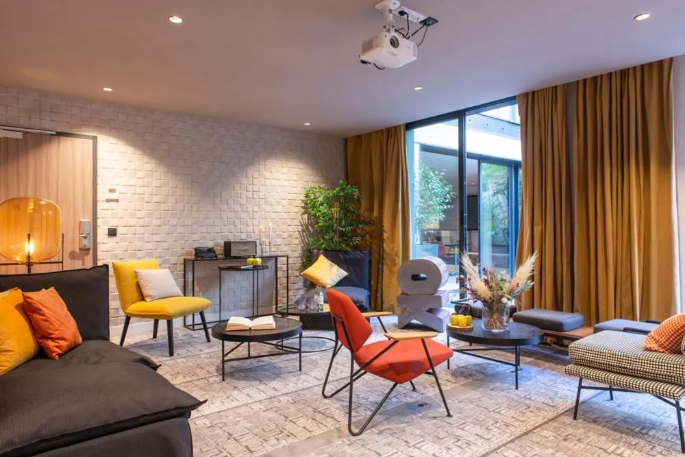 Meeting/conference room in L'Imprimerie Hôtel