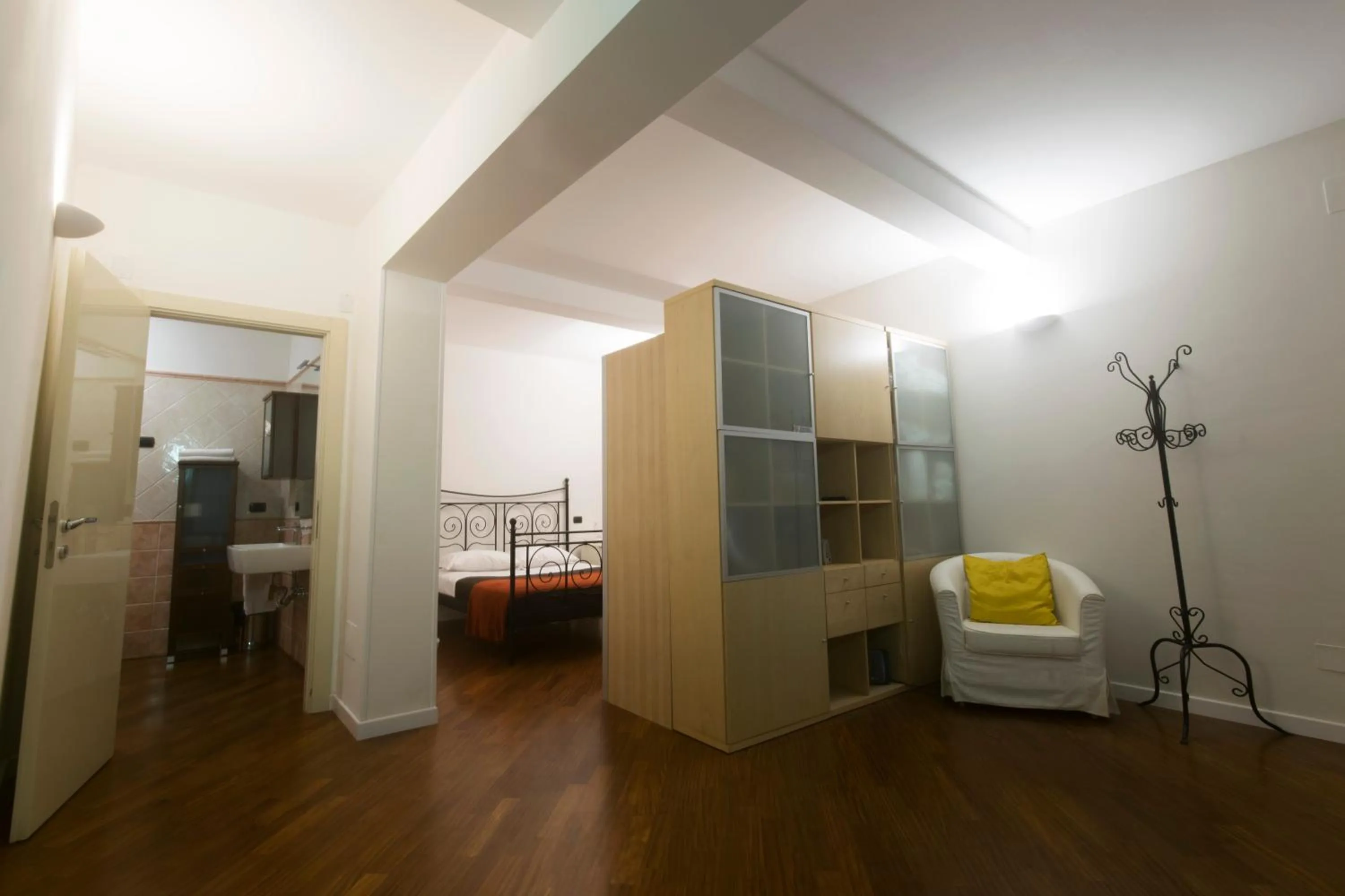 Bed in Suite del Borgo - Affittacamere - Guest house