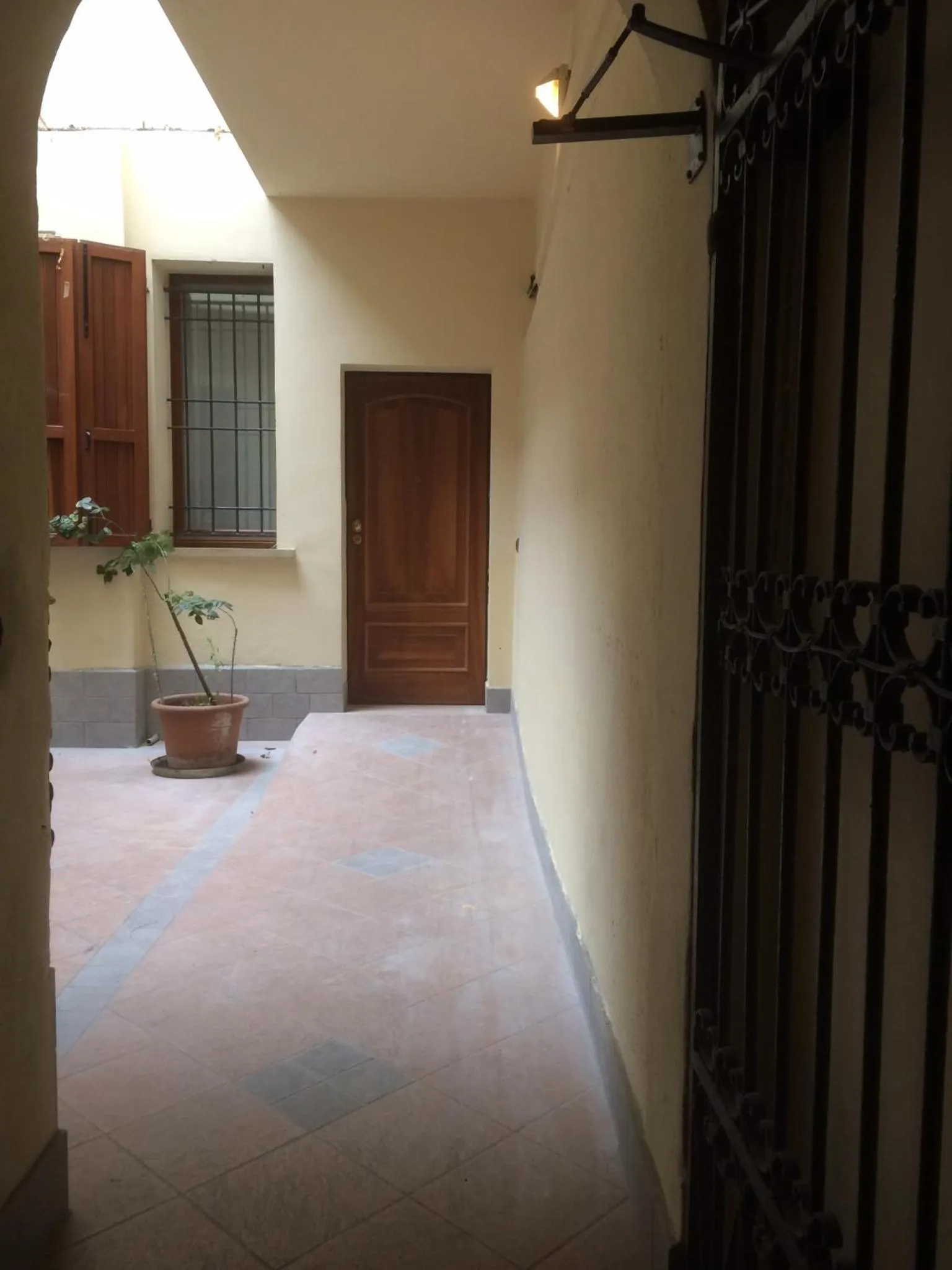 Facade/entrance in Suite del Borgo - Affittacamere - Guest house