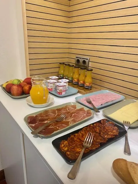 Breakfast in Hotel Oria