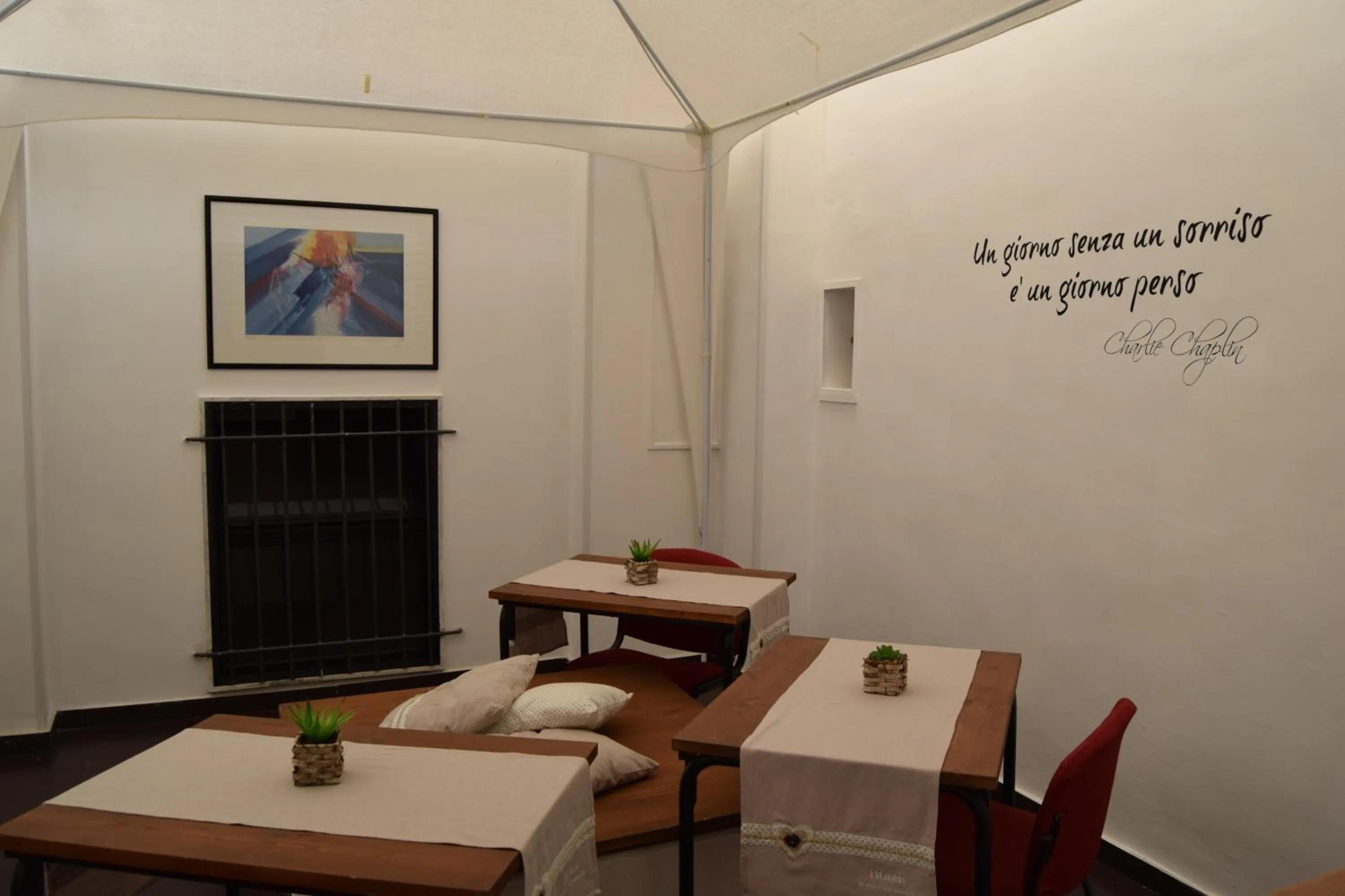 Inner courtyard view in B&B Casa di Mamma