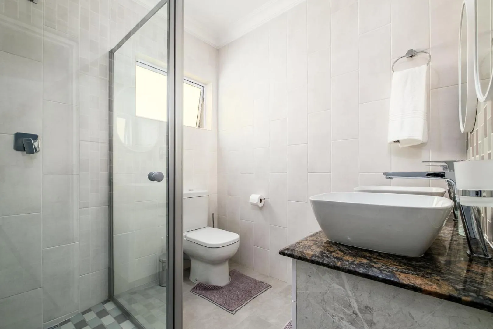 Bathroom in 49-on-Cherry