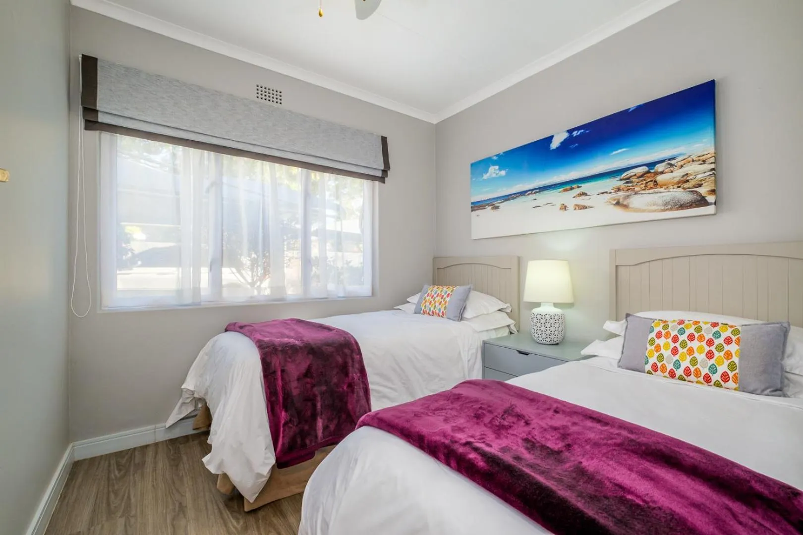 Bedroom, Bed in 49-on-Cherry