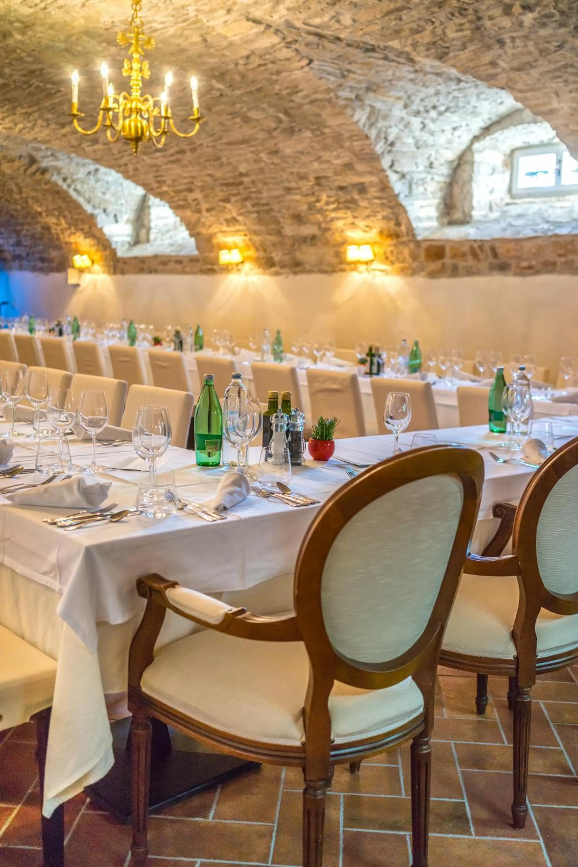 Restaurant/places to eat in Heritage Hotel Martinis Marchi