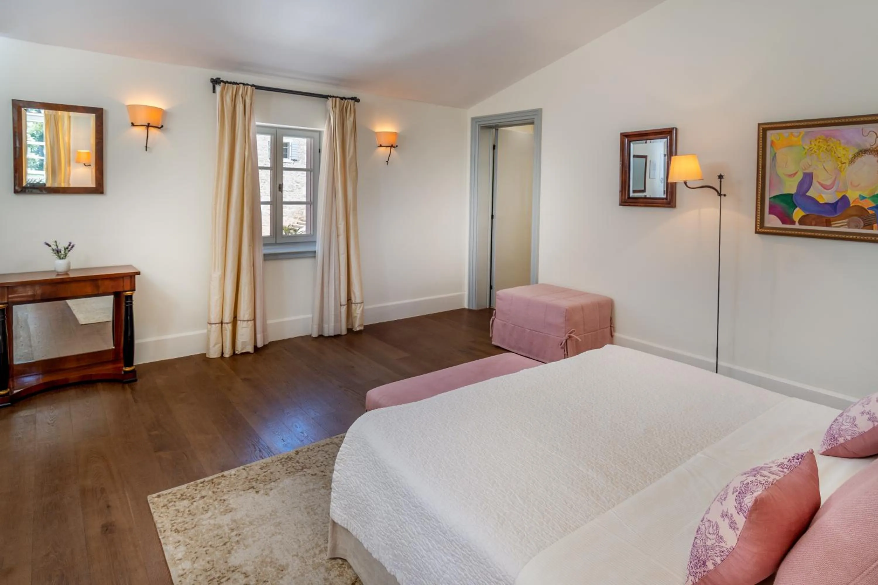 Bed in Heritage Hotel Martinis Marchi