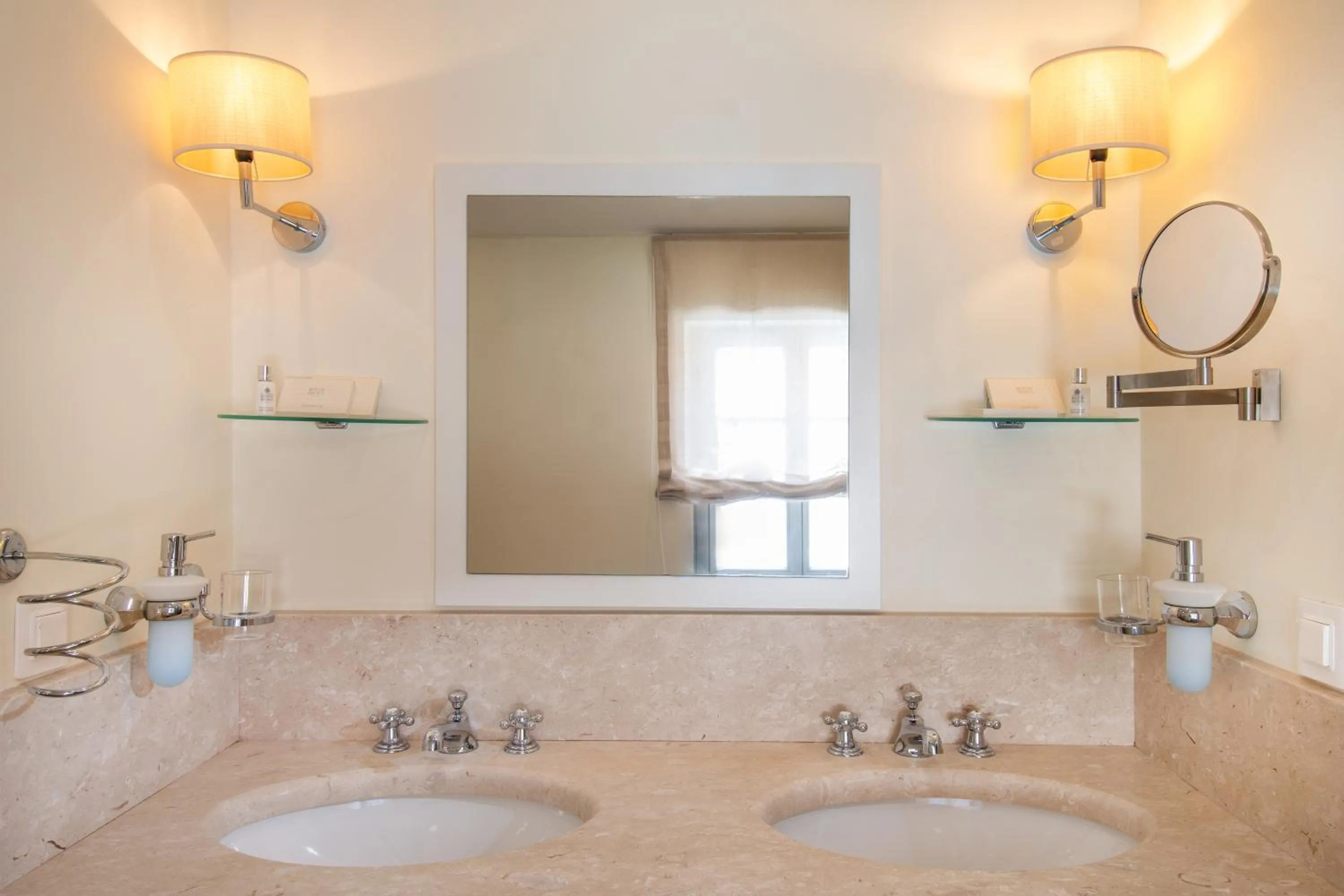 Bathroom in Heritage Hotel Martinis Marchi