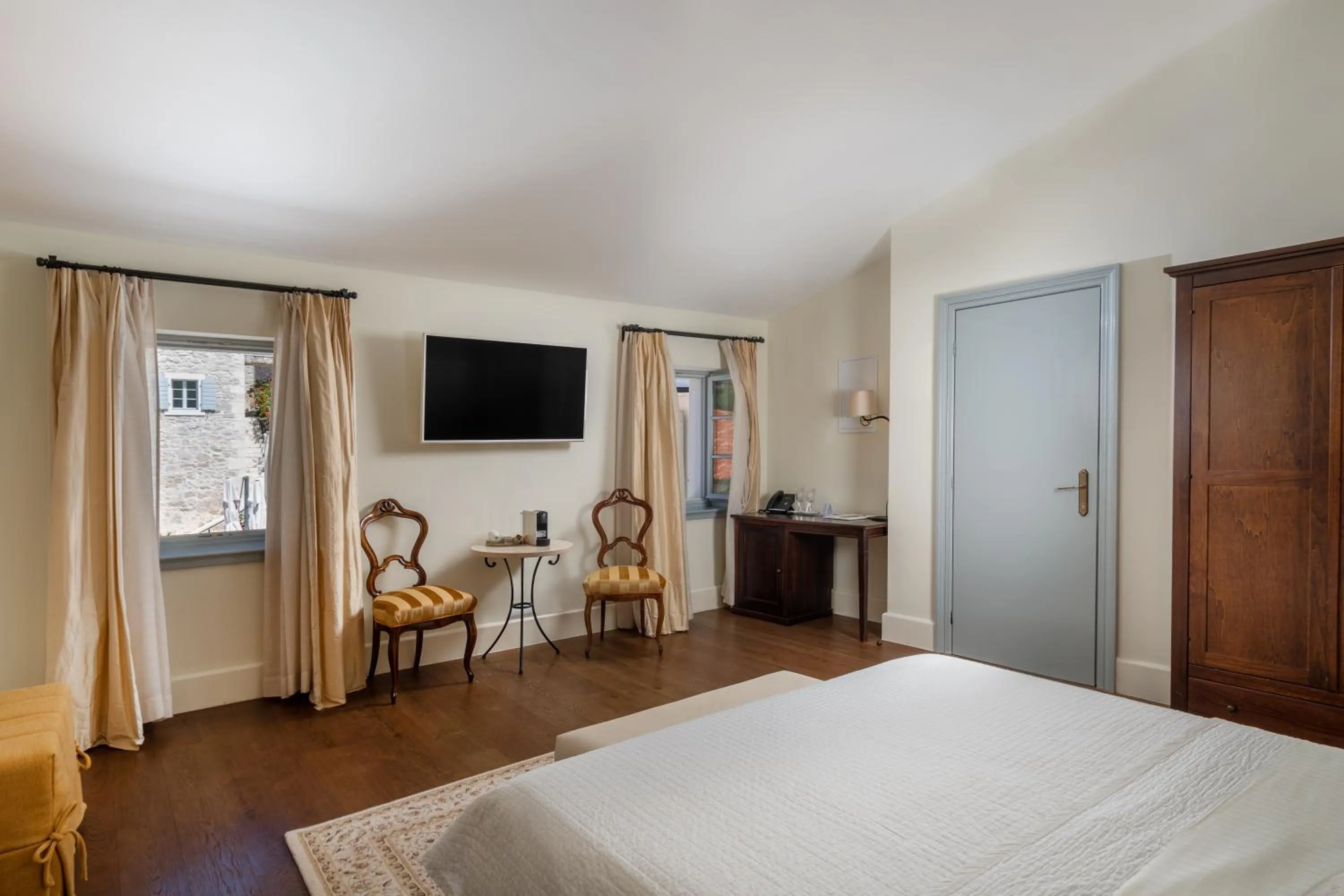 Photo of the whole room, Bed in Heritage Hotel Martinis Marchi