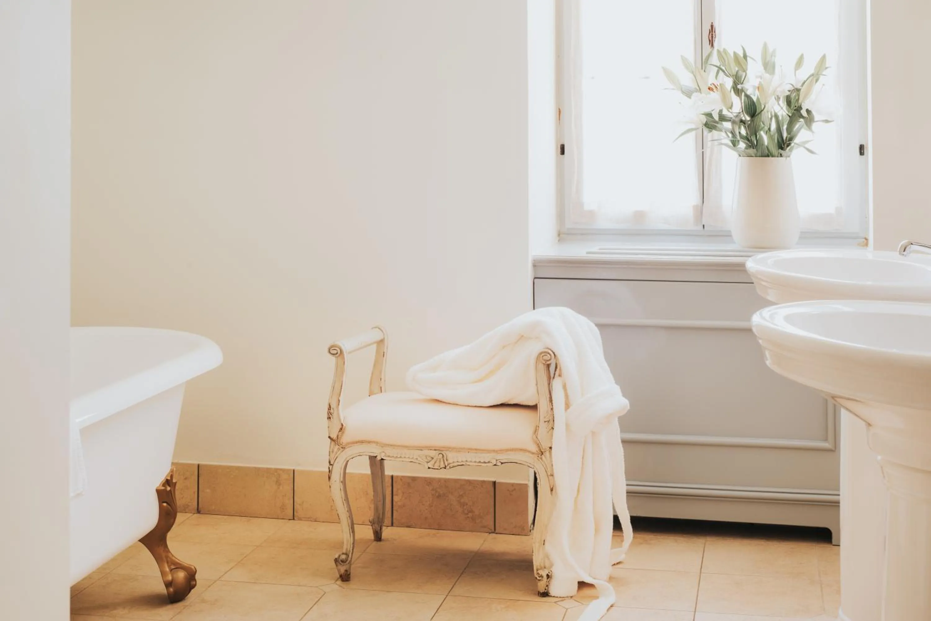 Bathroom in Heritage Hotel Martinis Marchi
