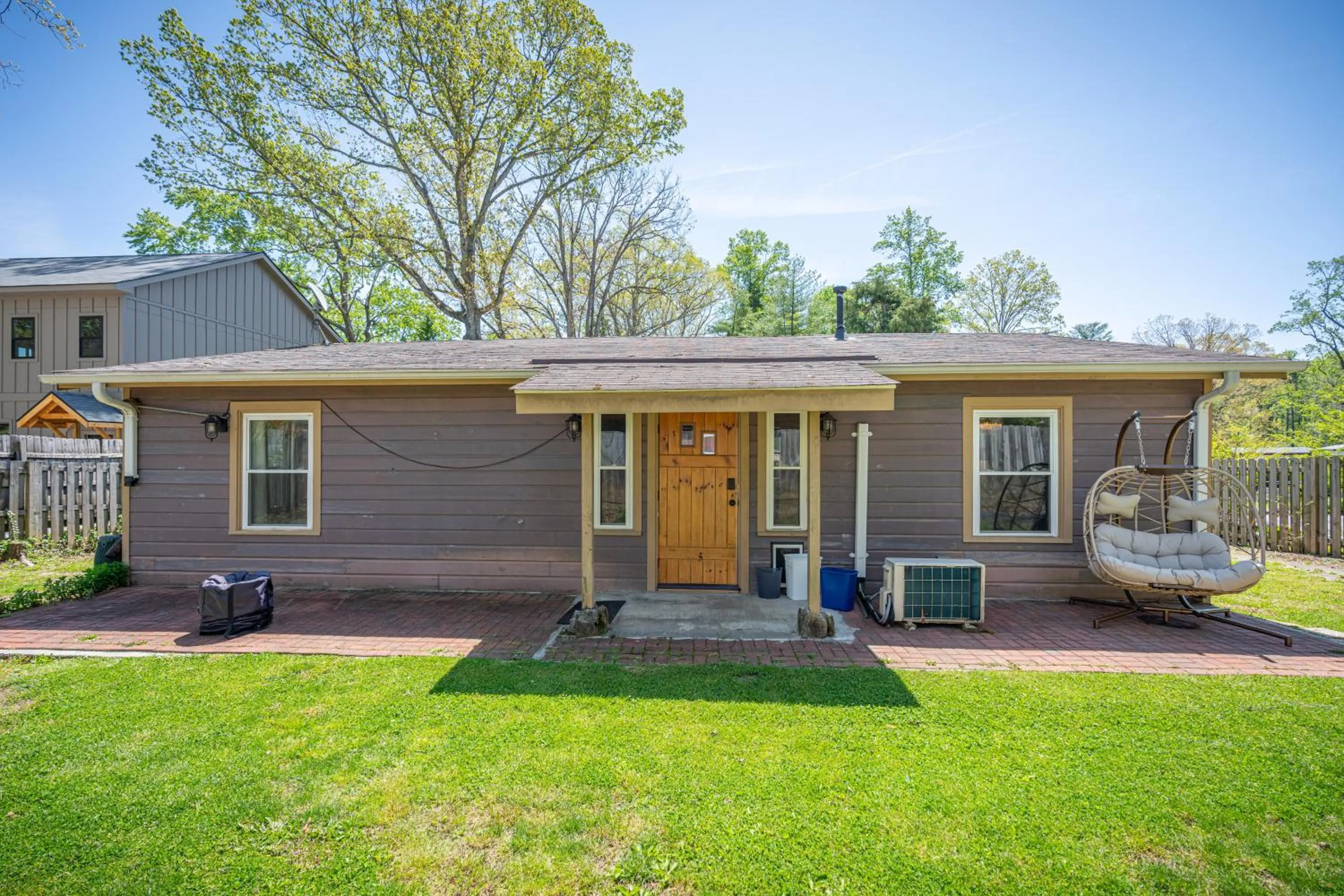 Property building in CedarWood Inn