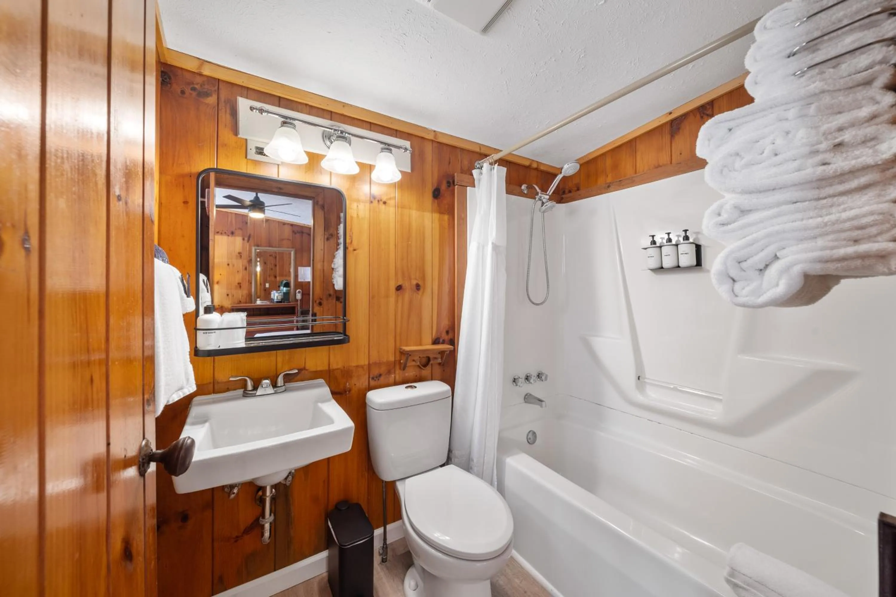 Bathroom in CedarWood Inn