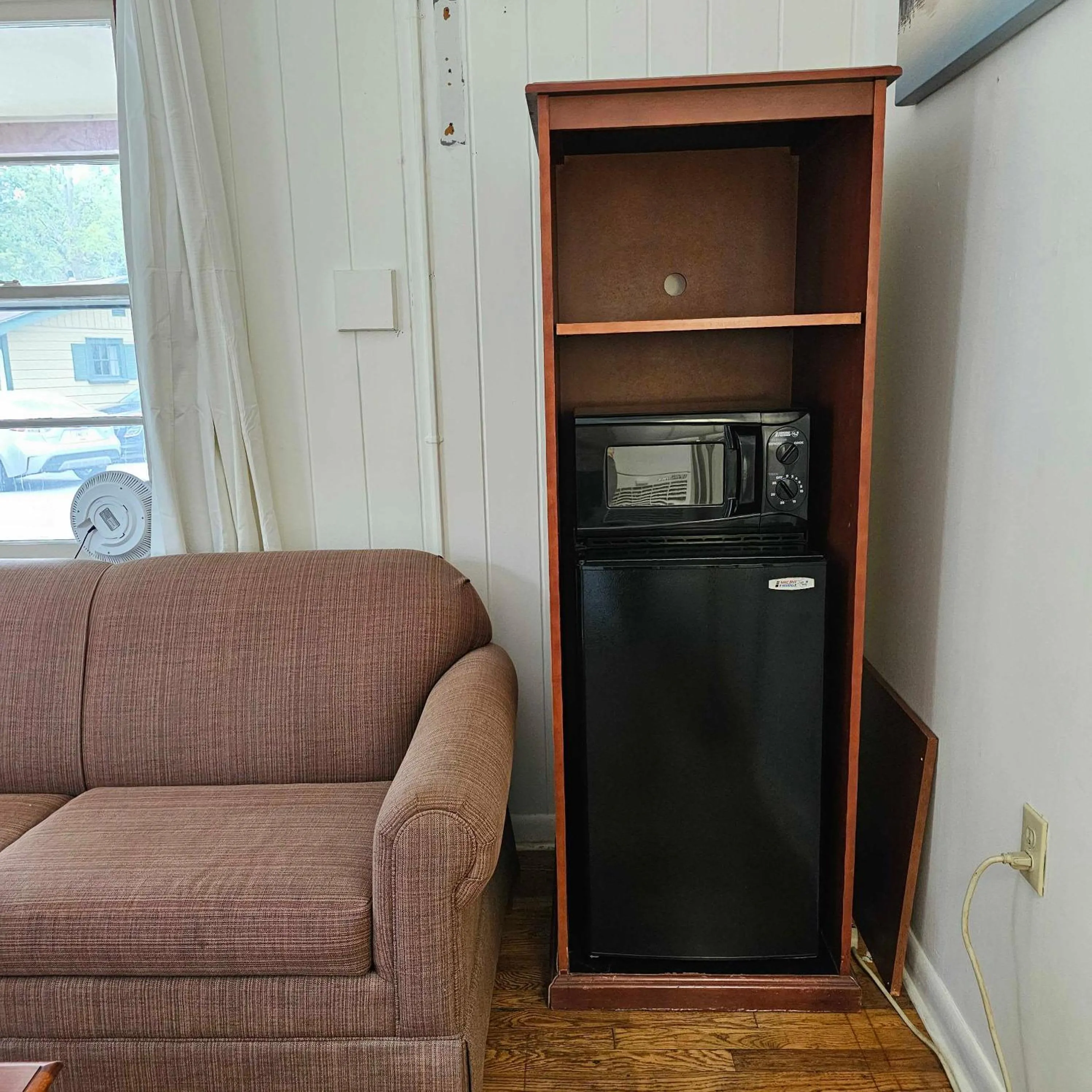 Seating area in CedarWood Inn