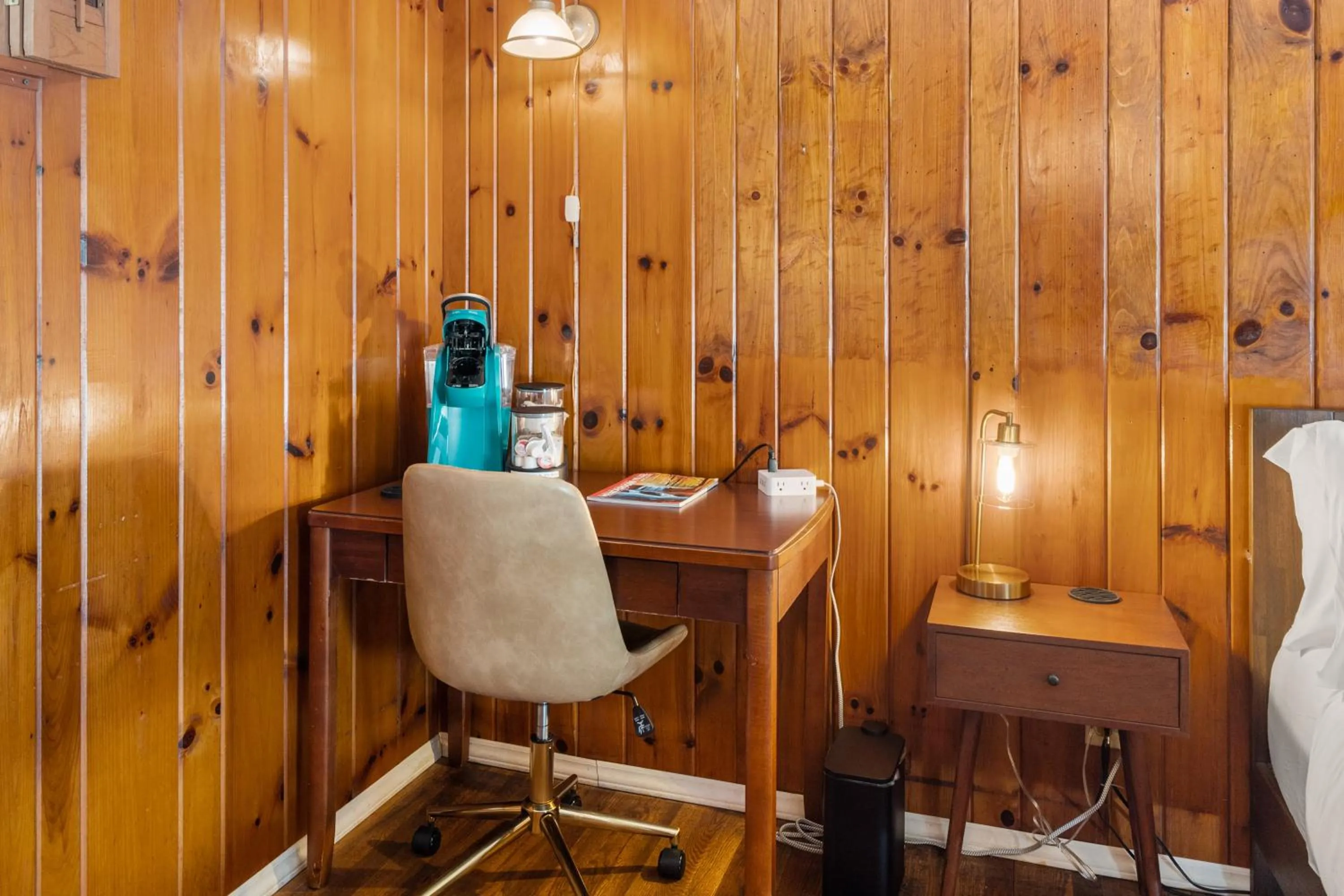 hair dresser in CedarWood Inn