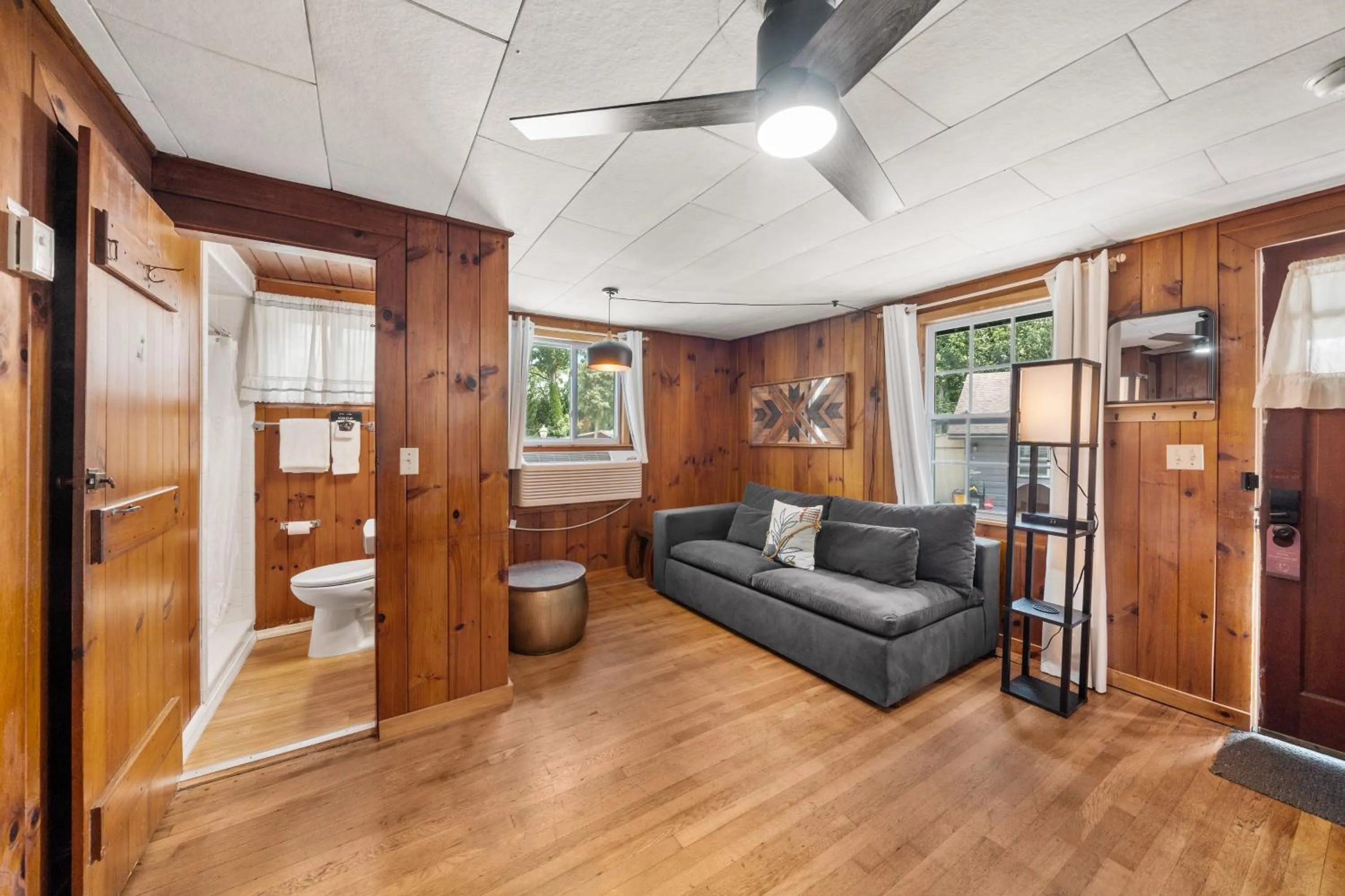 Bathroom in CedarWood Inn