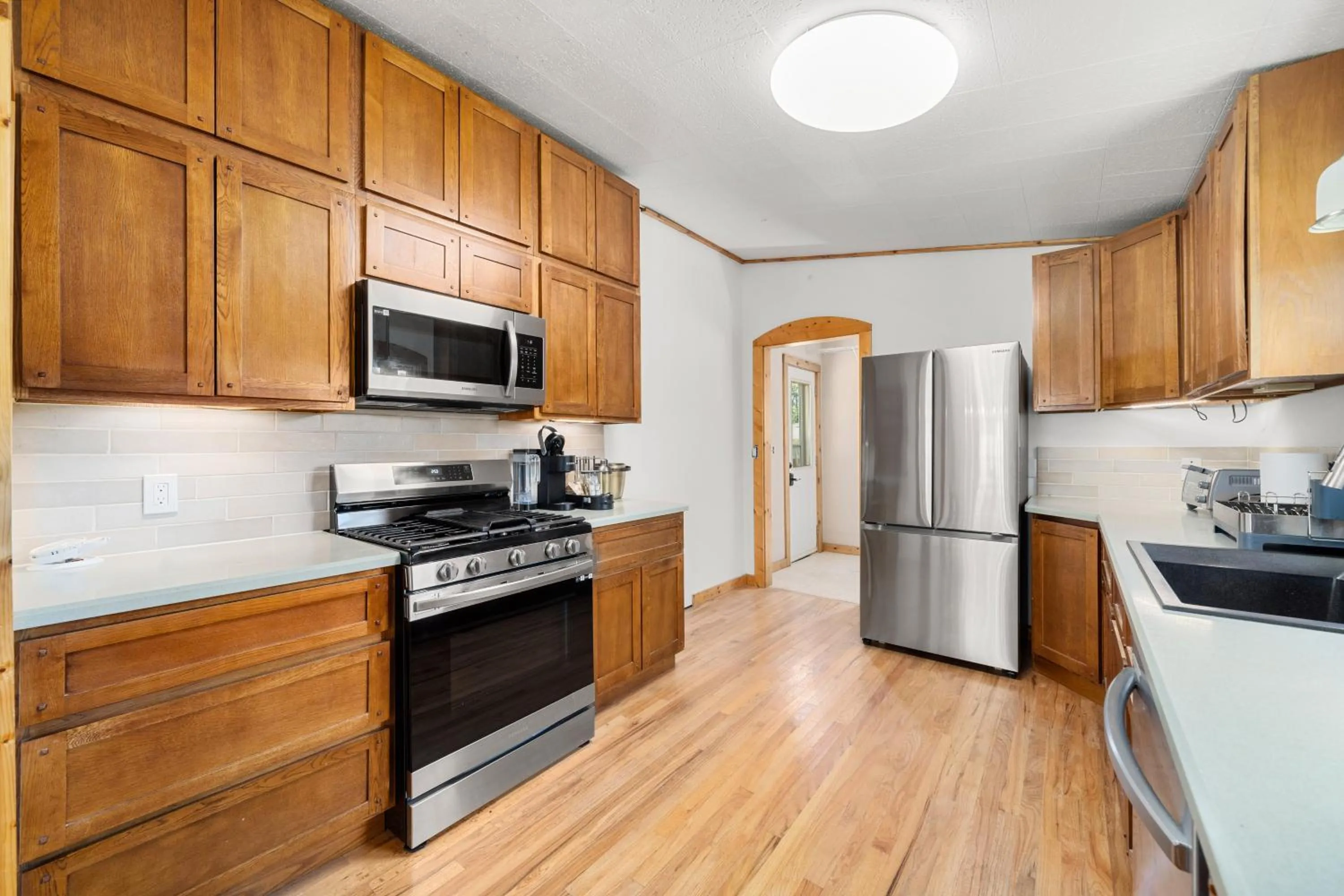 minibar in CedarWood Inn