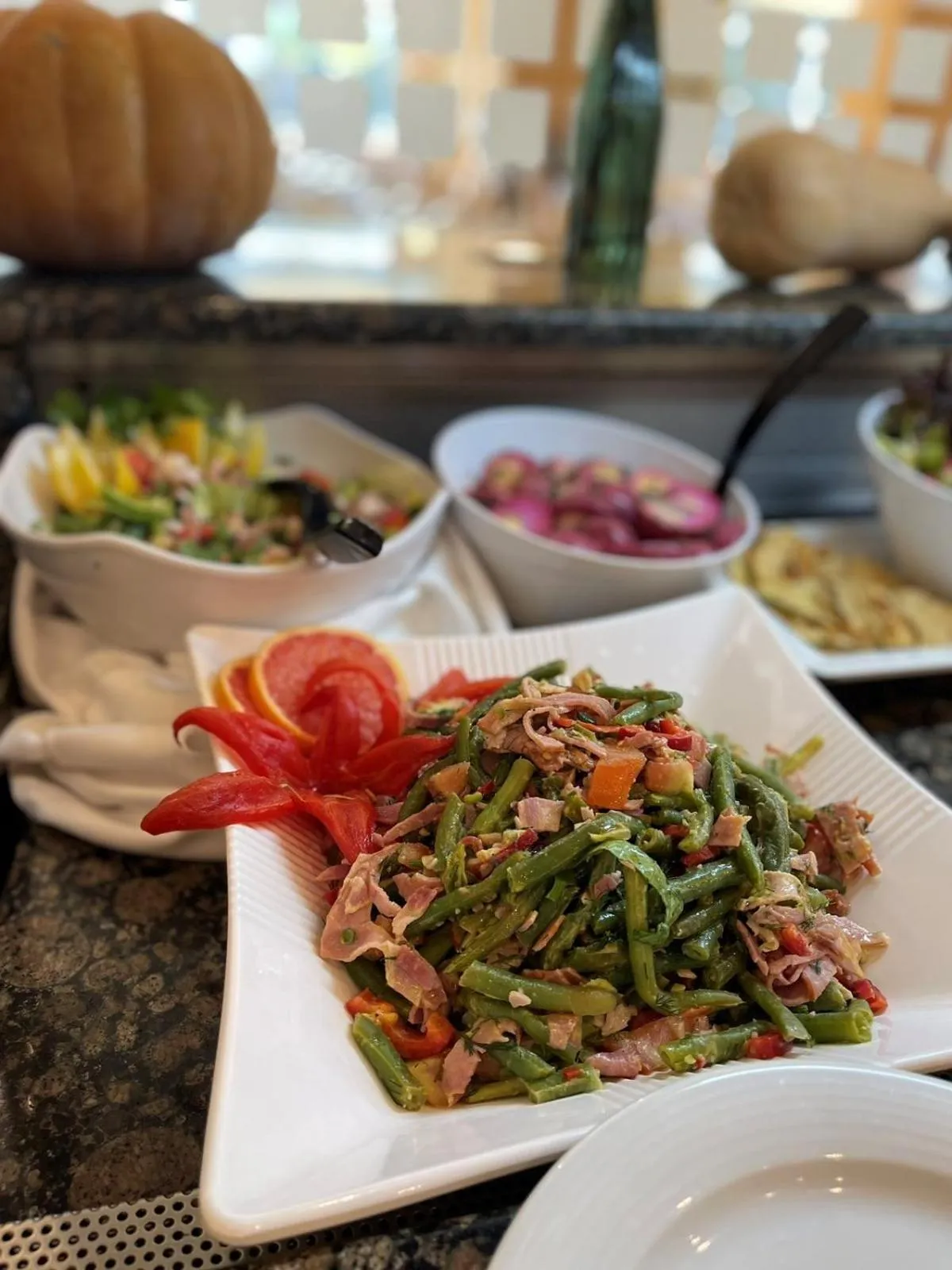 Restaurant/places to eat in Ibiscus Hotel