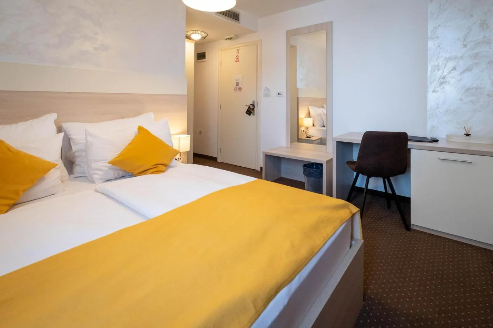 Bedroom, Bed in Hotel Bor