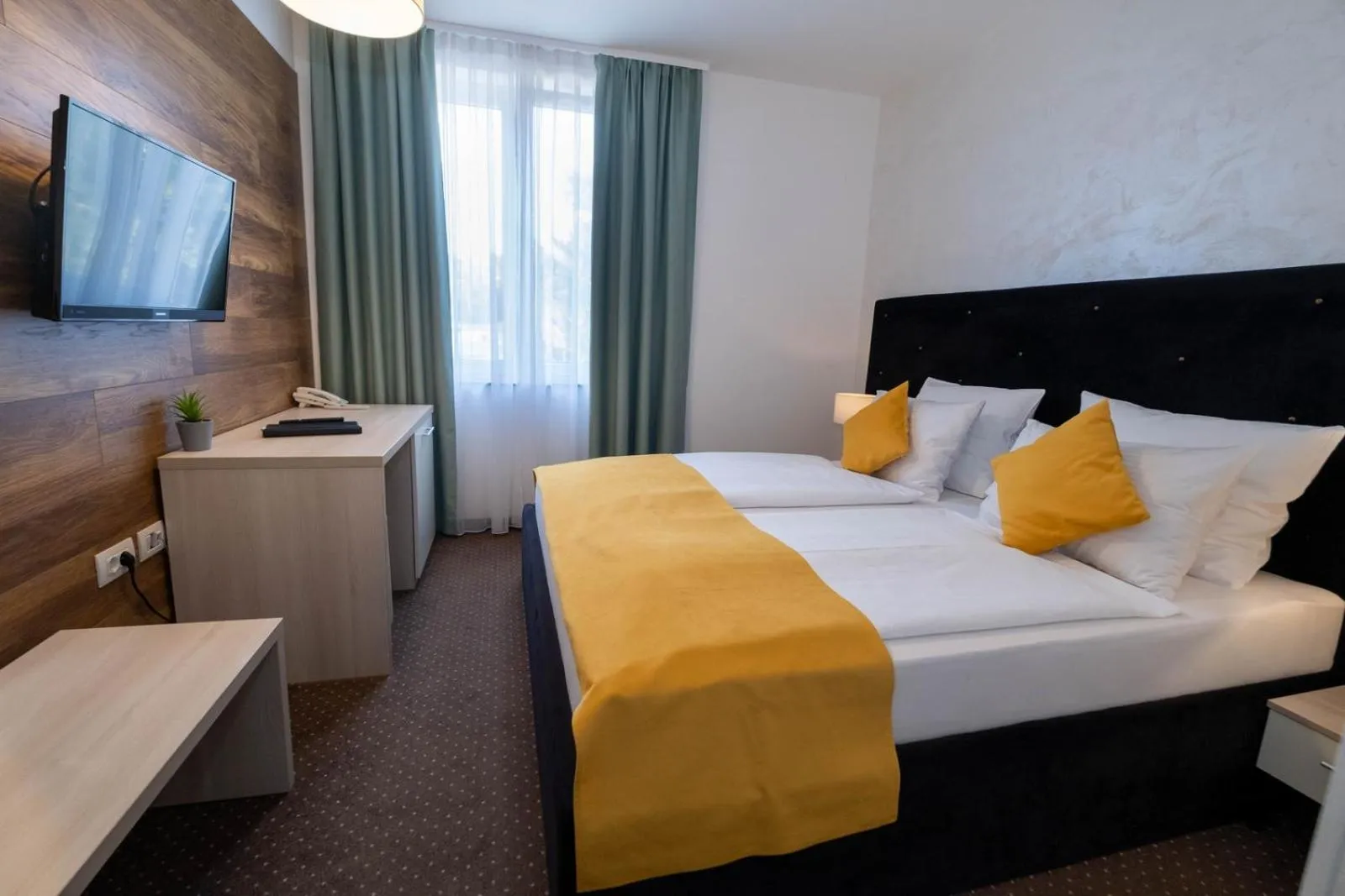 Bedroom, Bed in Hotel Bor