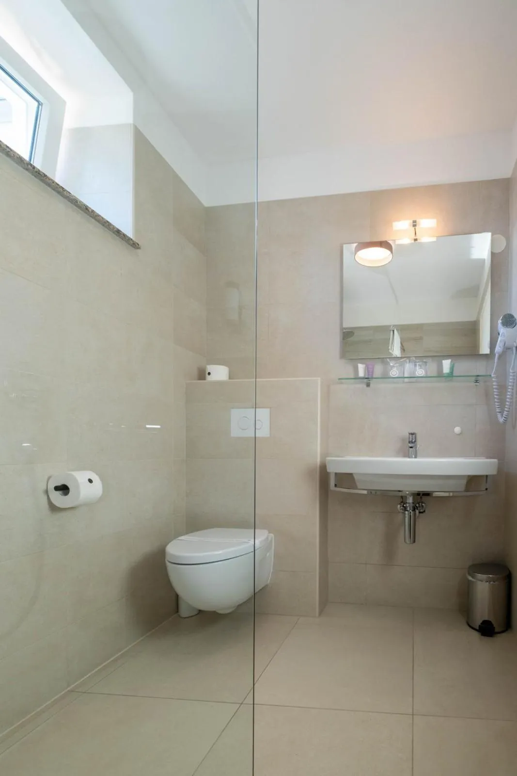 Bathroom in Hotel Bor