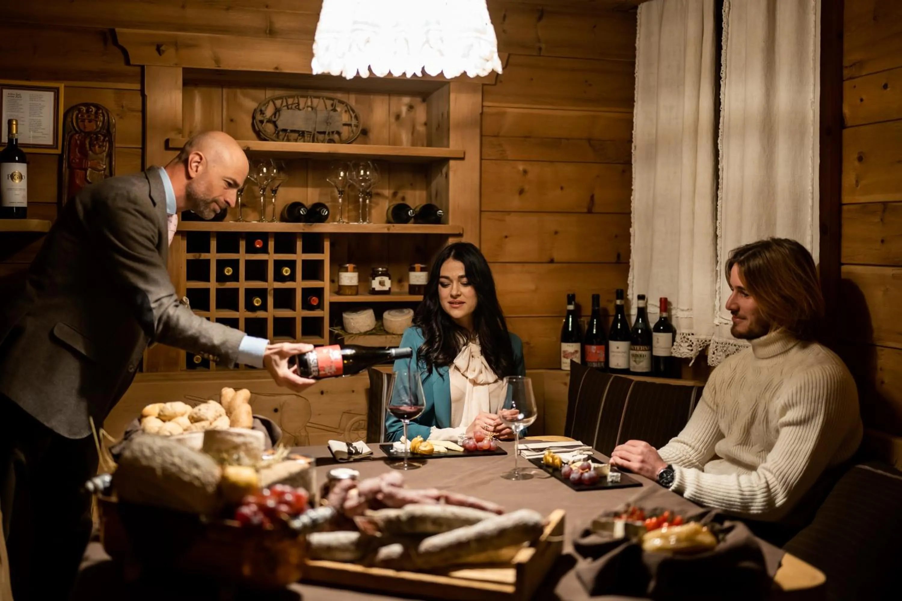 Restaurant/places to eat in Sporthotel Teresa