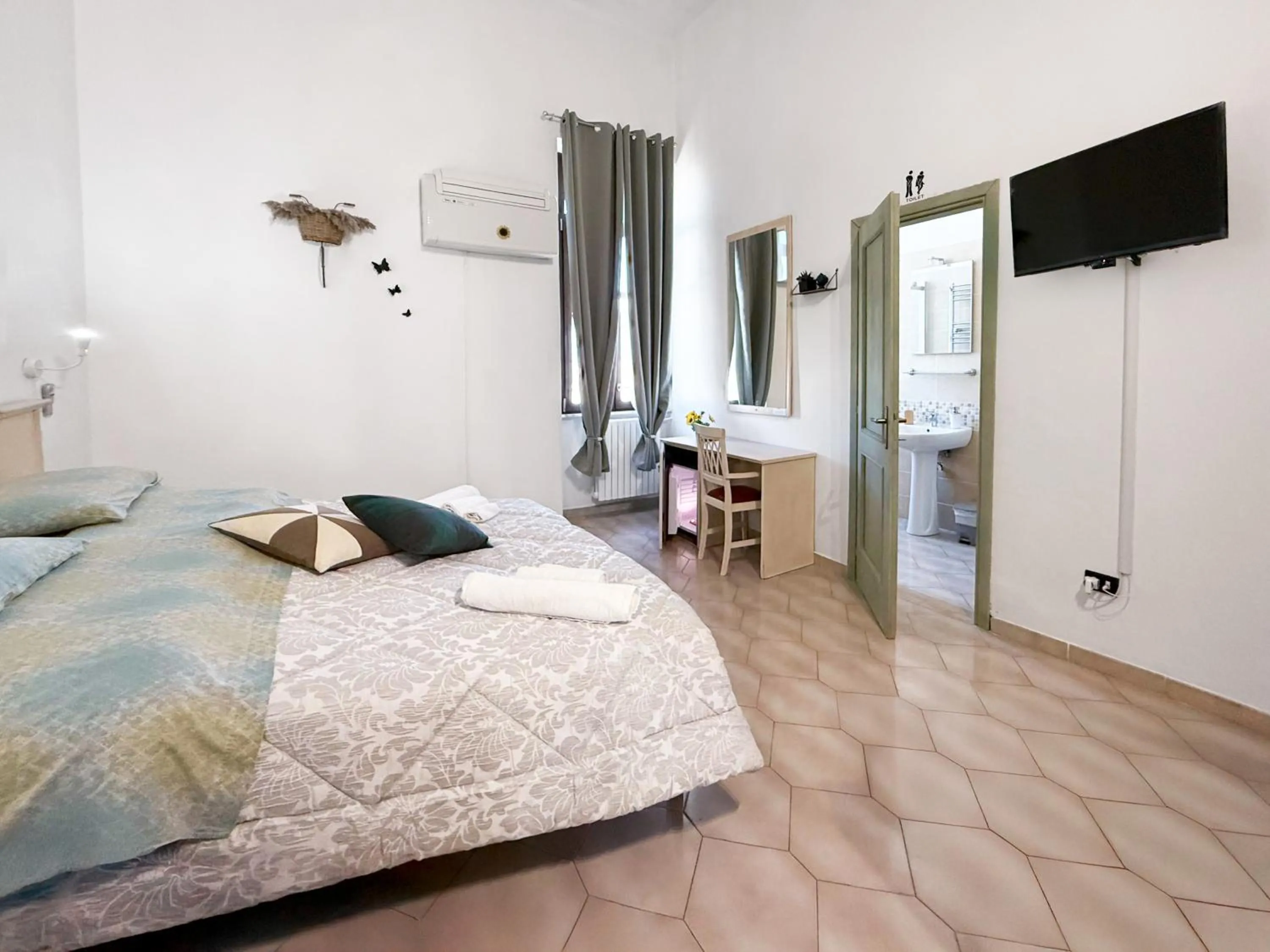 Bed in Bed and Breakfast Station