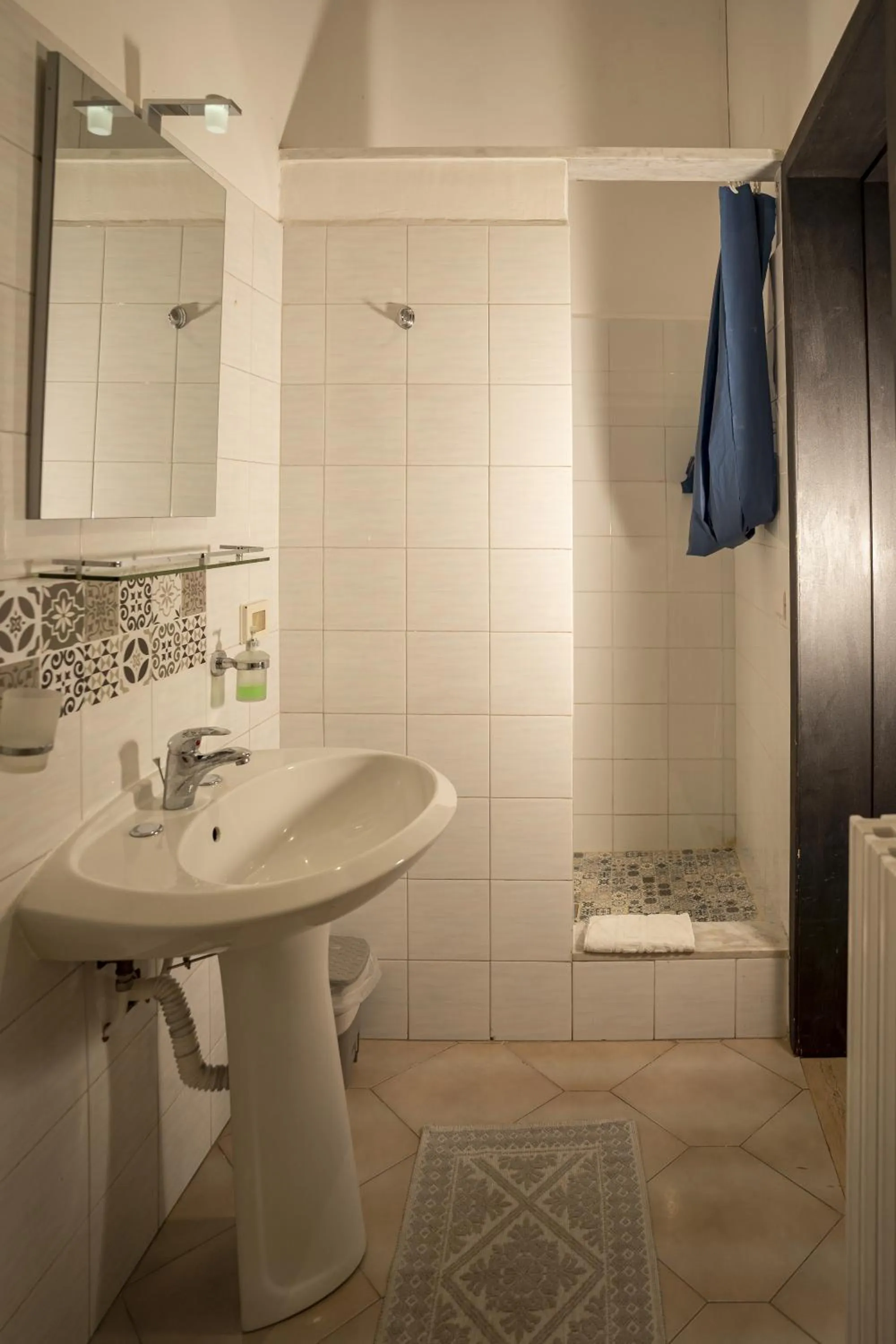 Bed and Breakfast Station