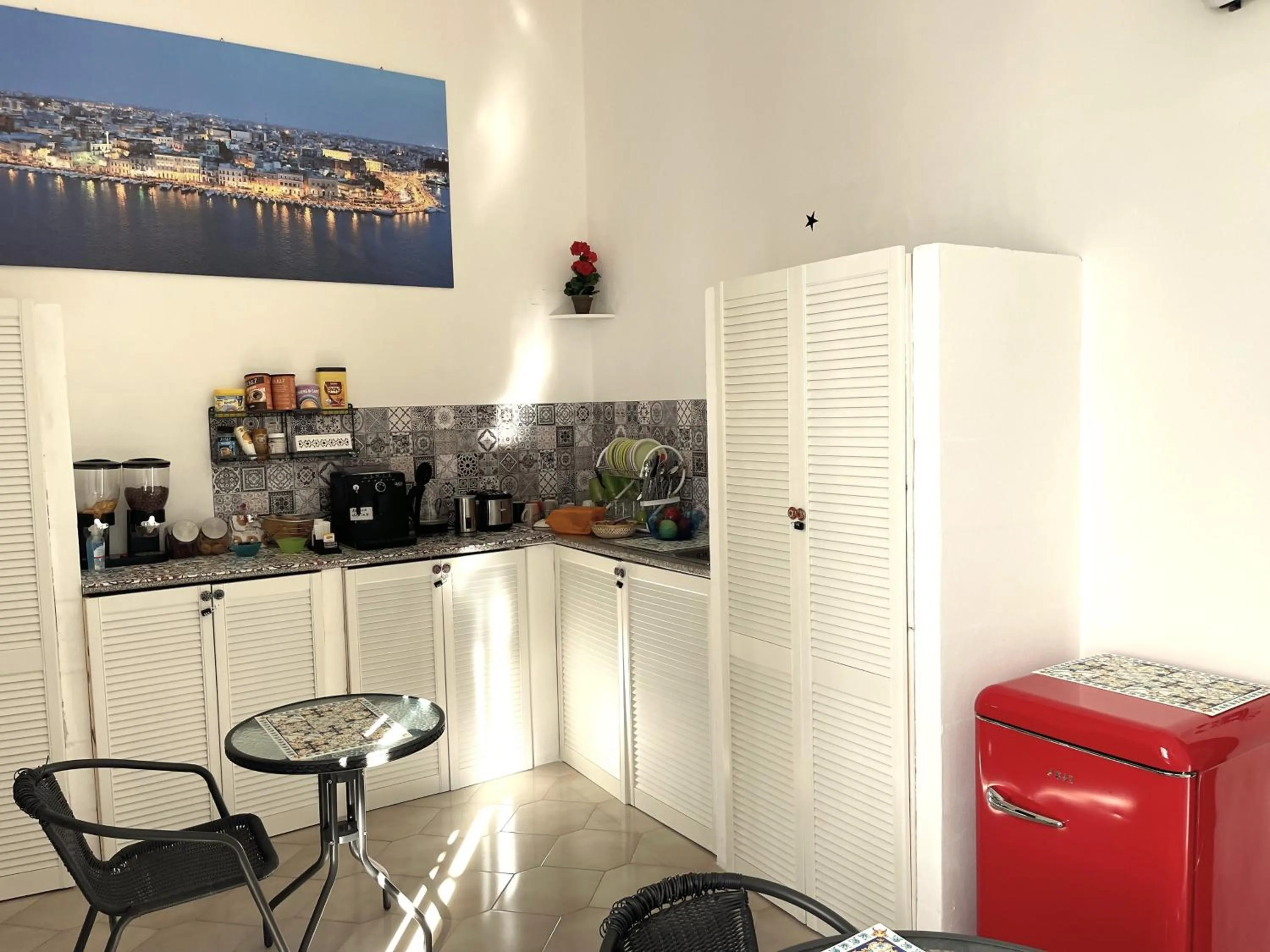 Bed and Breakfast Station