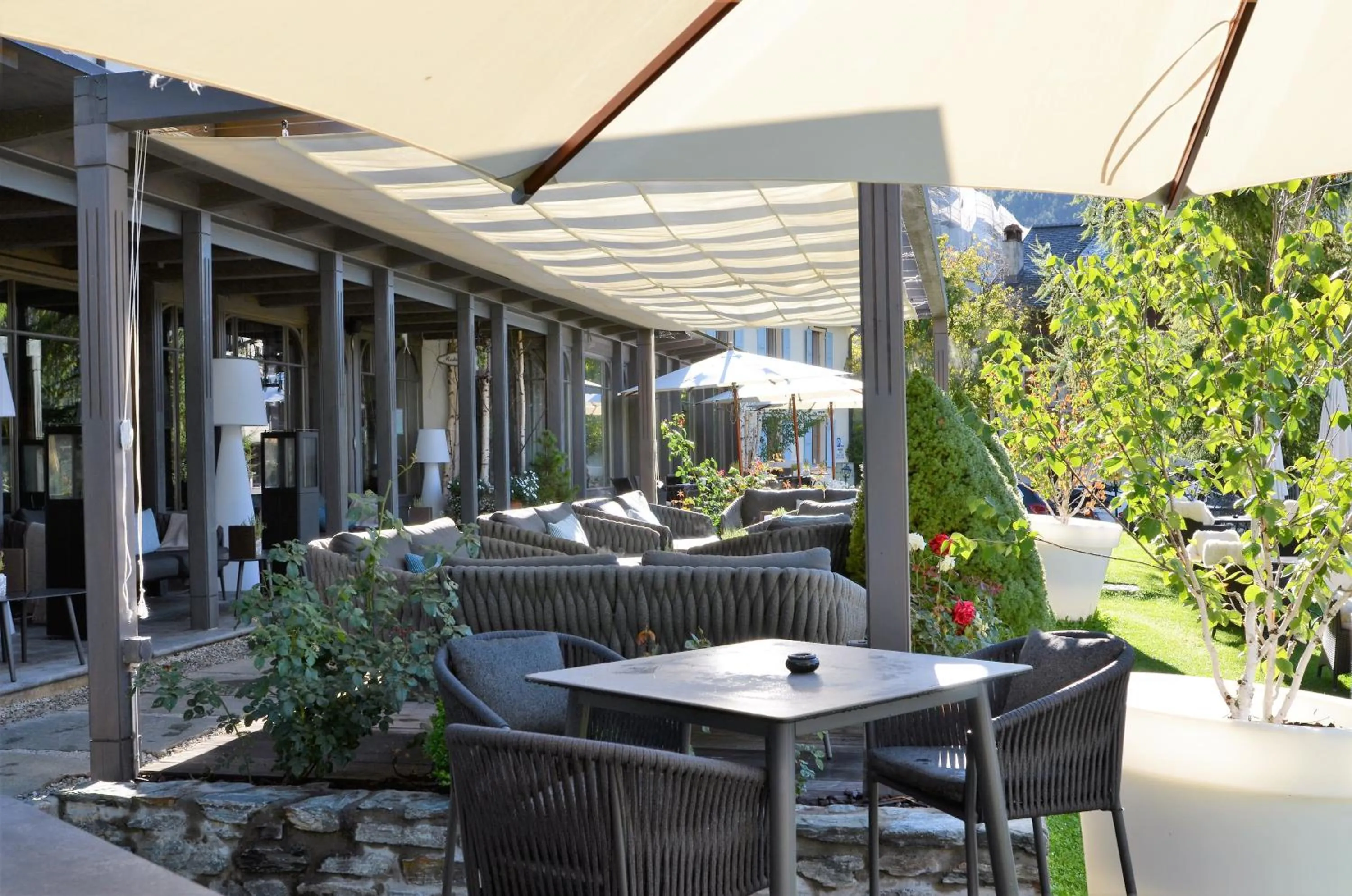 Summer in Hôtel Bella Tola & SPA