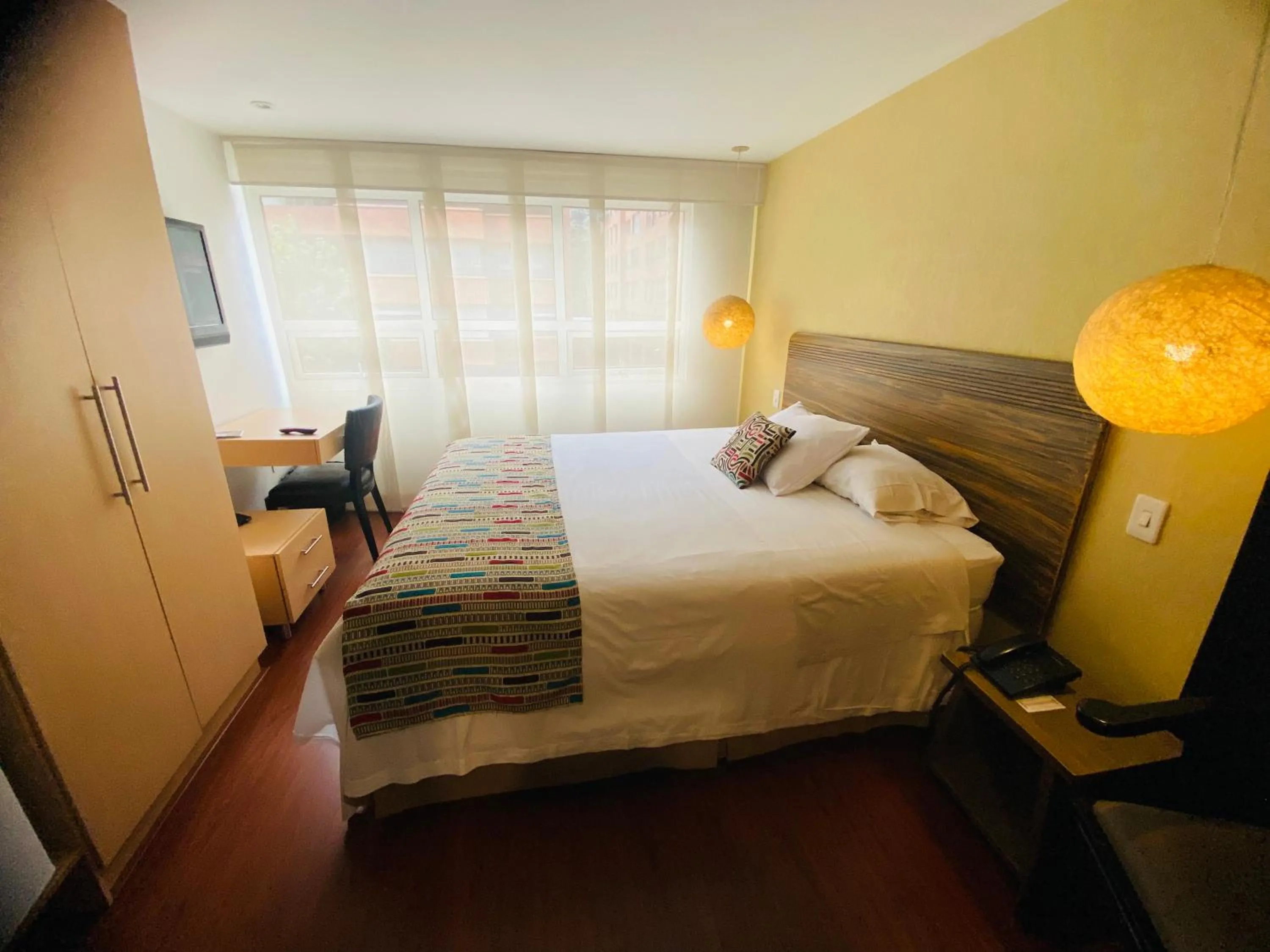 Bedroom, Bed in Hotel Retiro 84 by MIJ