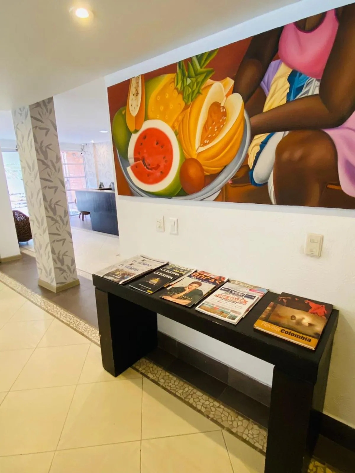 Lobby or reception in Hotel Retiro 84 by MIJ