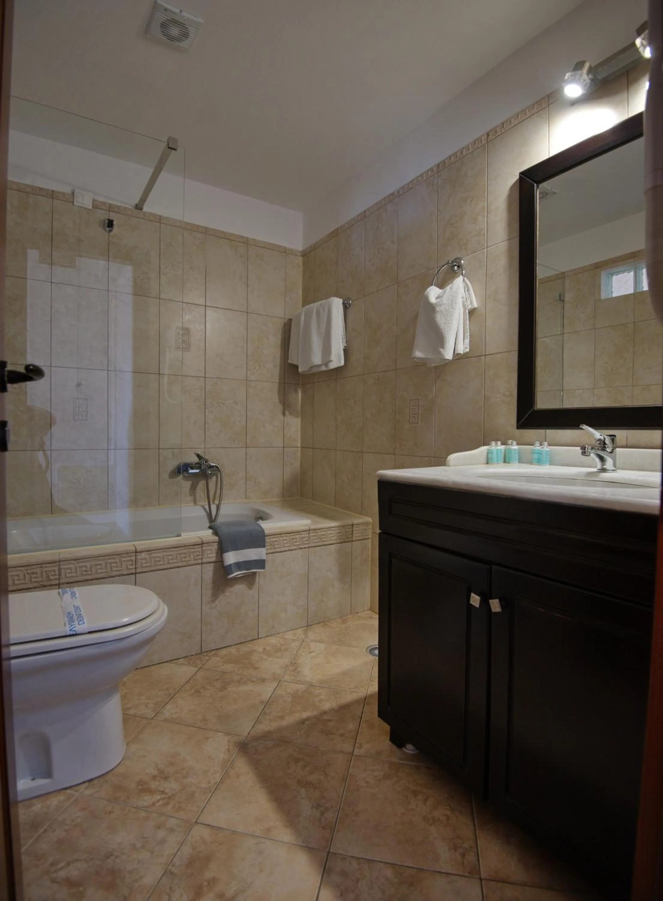 Bathroom in Yalis Hotel