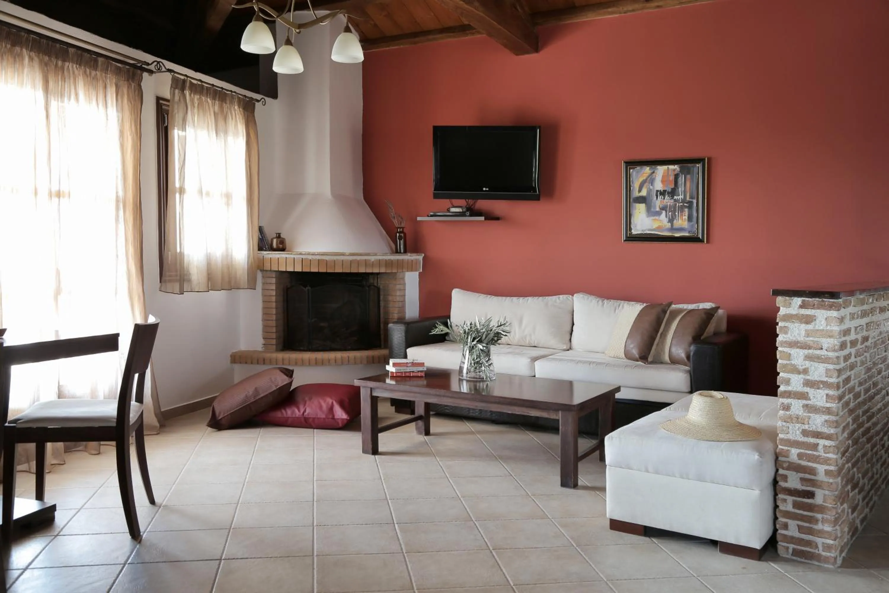 Living room in Yalis Hotel