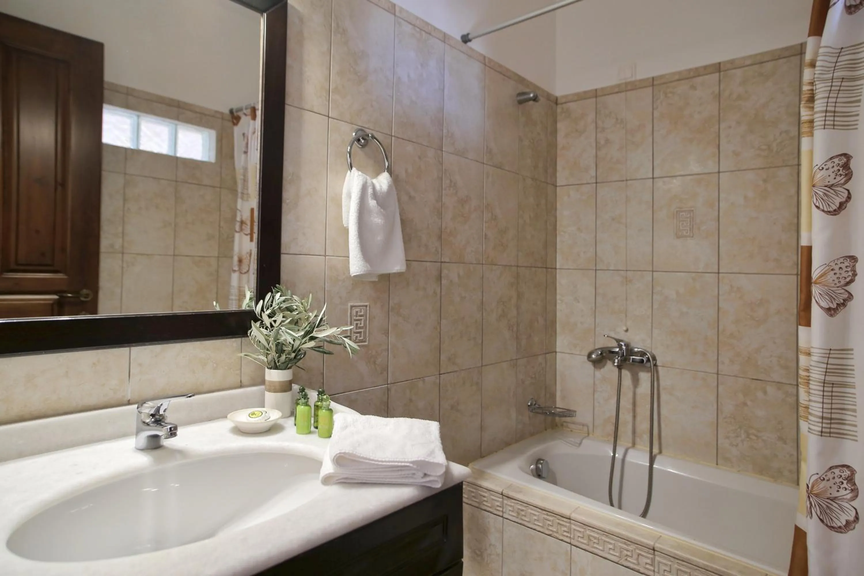 Bathroom in Yalis Hotel