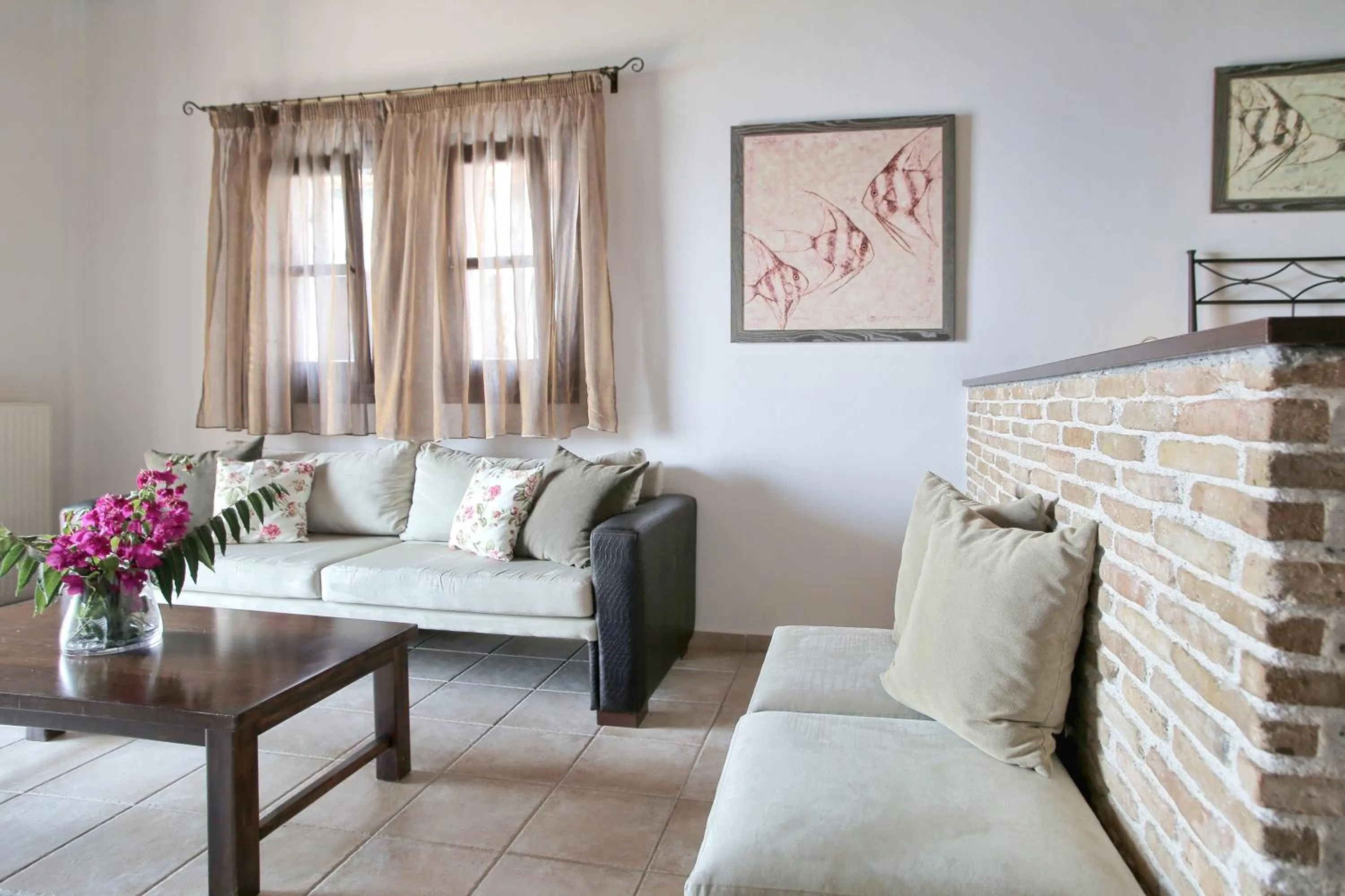 Living room in Yalis Hotel