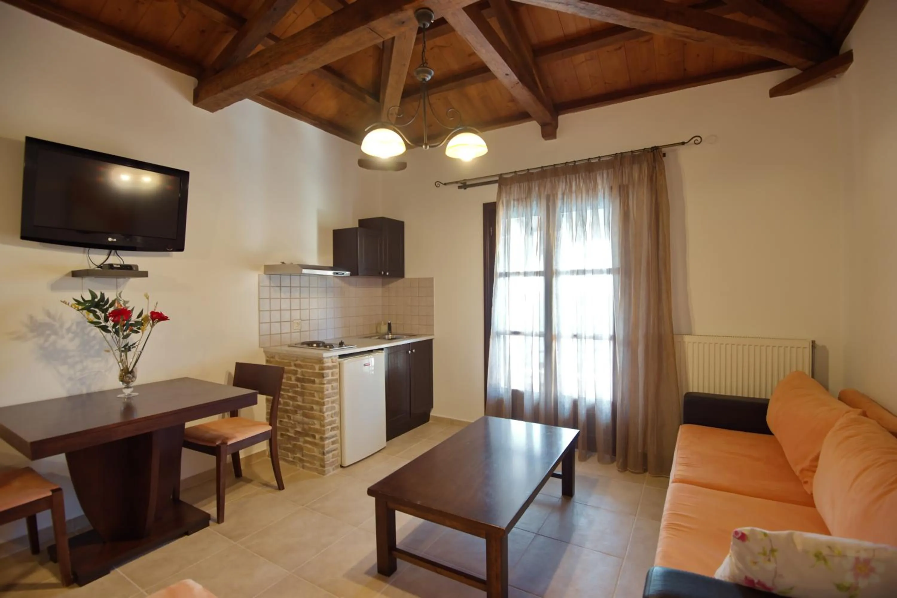 Kitchen or kitchenette in Yalis Hotel