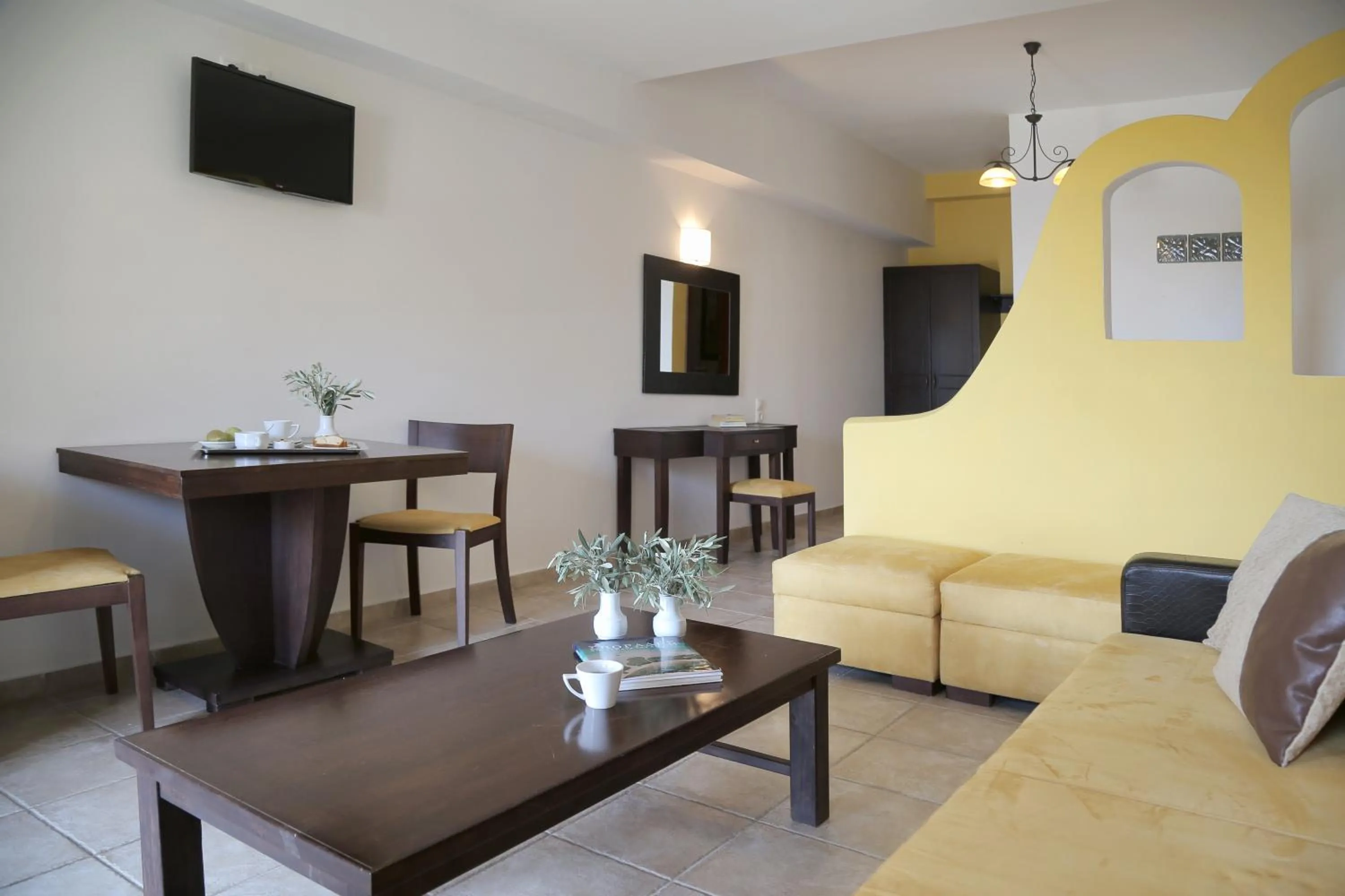 TV and multimedia in Yalis Hotel