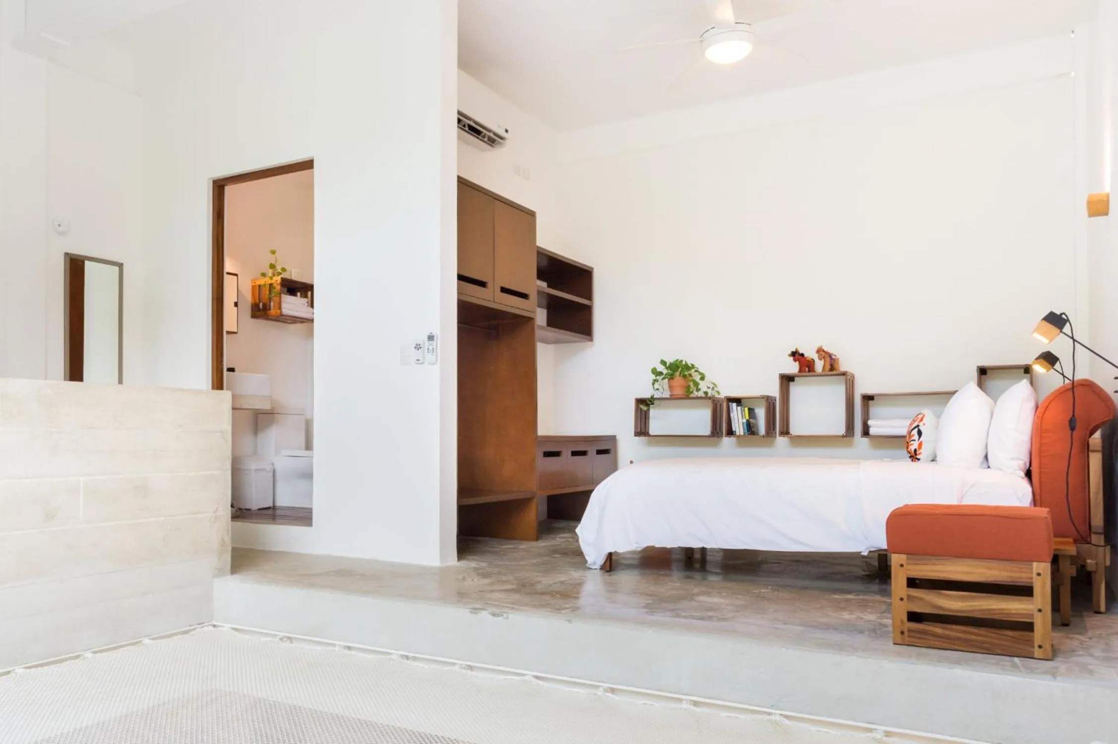 Photo of the whole room, Bed in Casa de Piedra Tulum