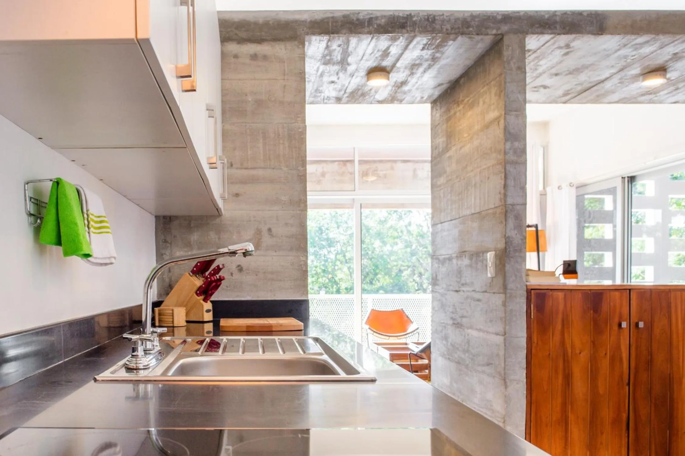 Kitchen or kitchenette in Casa de Piedra Tulum