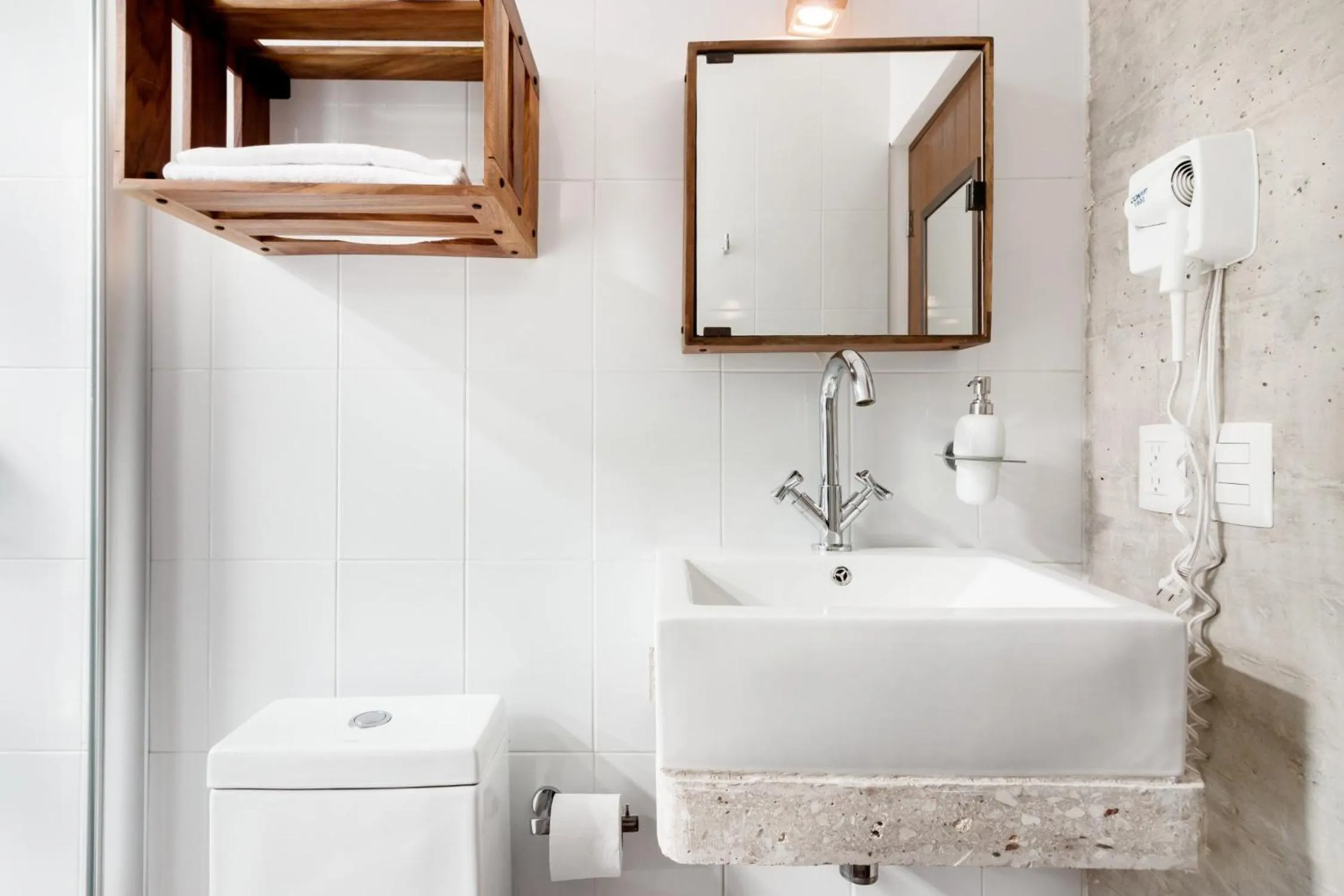 Bathroom in Casa de Piedra Tulum