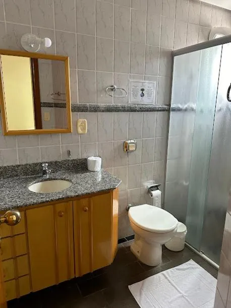 Toilet in Condall Palace Hotel