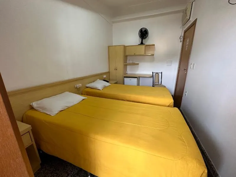 Bedroom, Bed in Condall Palace Hotel