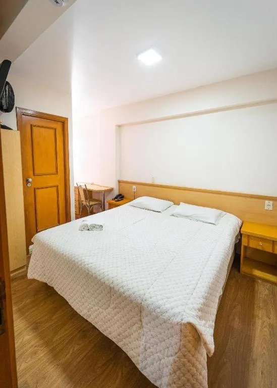 Bed in Condall Palace Hotel