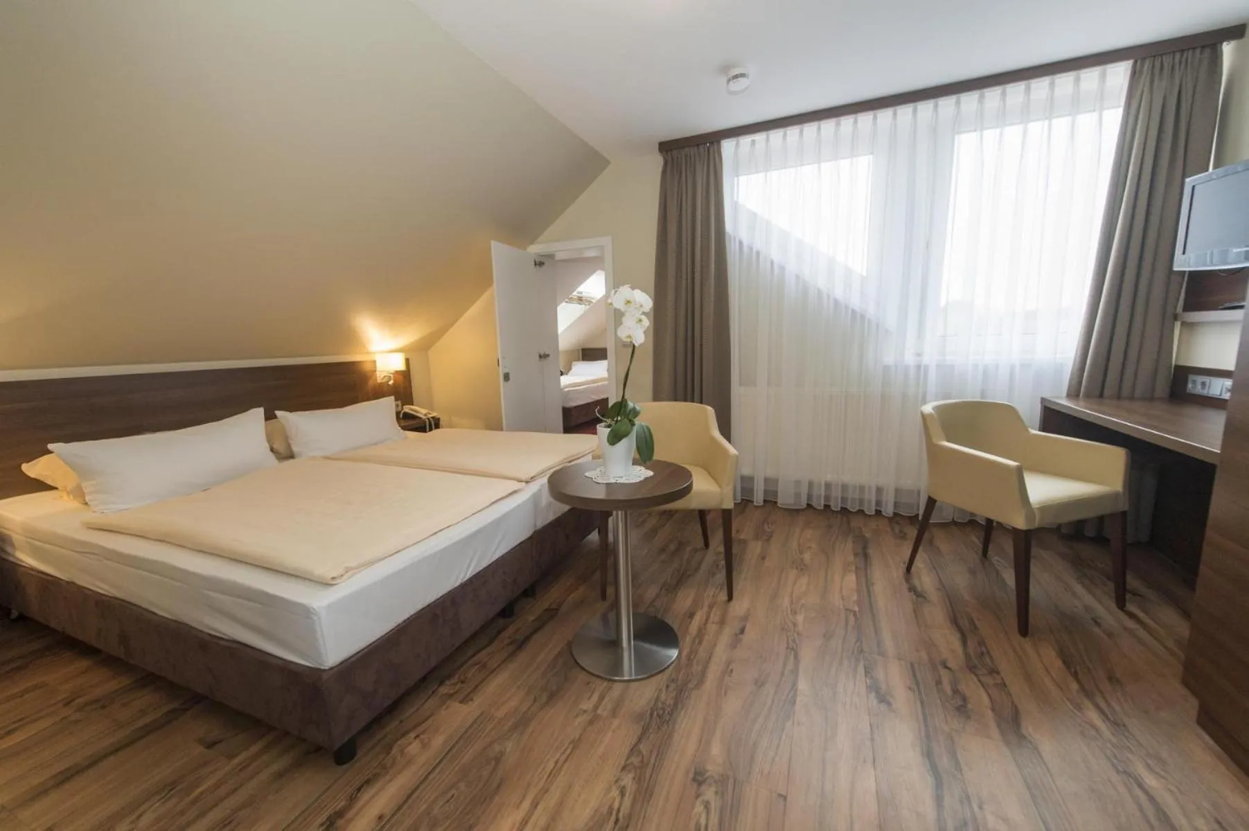 Photo of the whole room, Bed in Landgut Stemmen