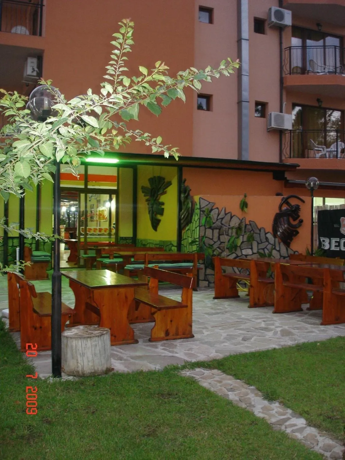 Patio in Friends Family Hotel