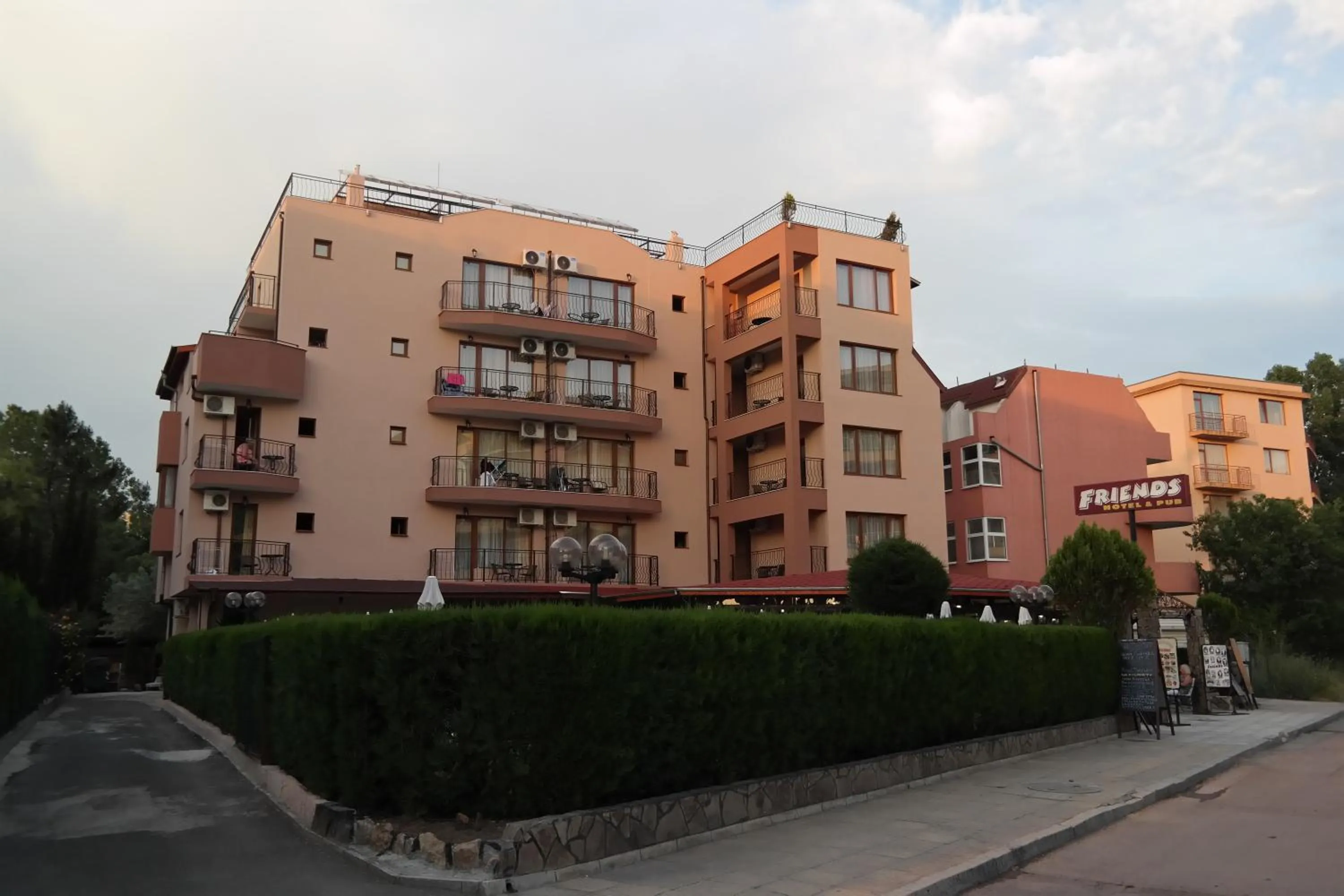 Friends Family Hotel