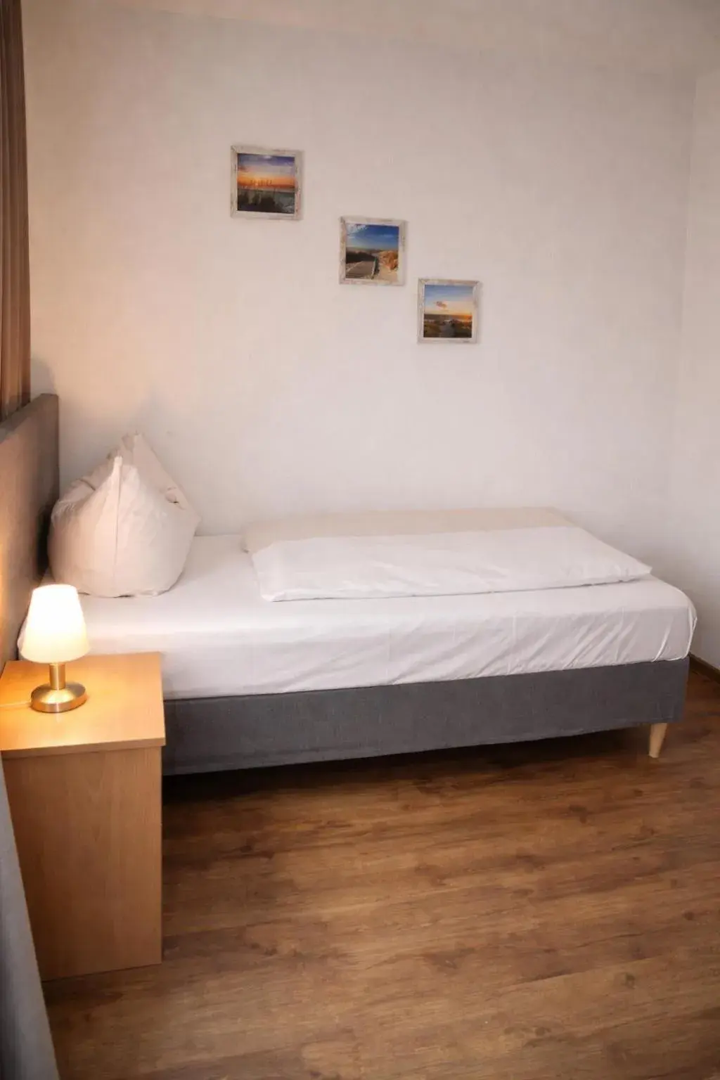 Single Room in Hotel Discovery Single Room in Hotel Discovery