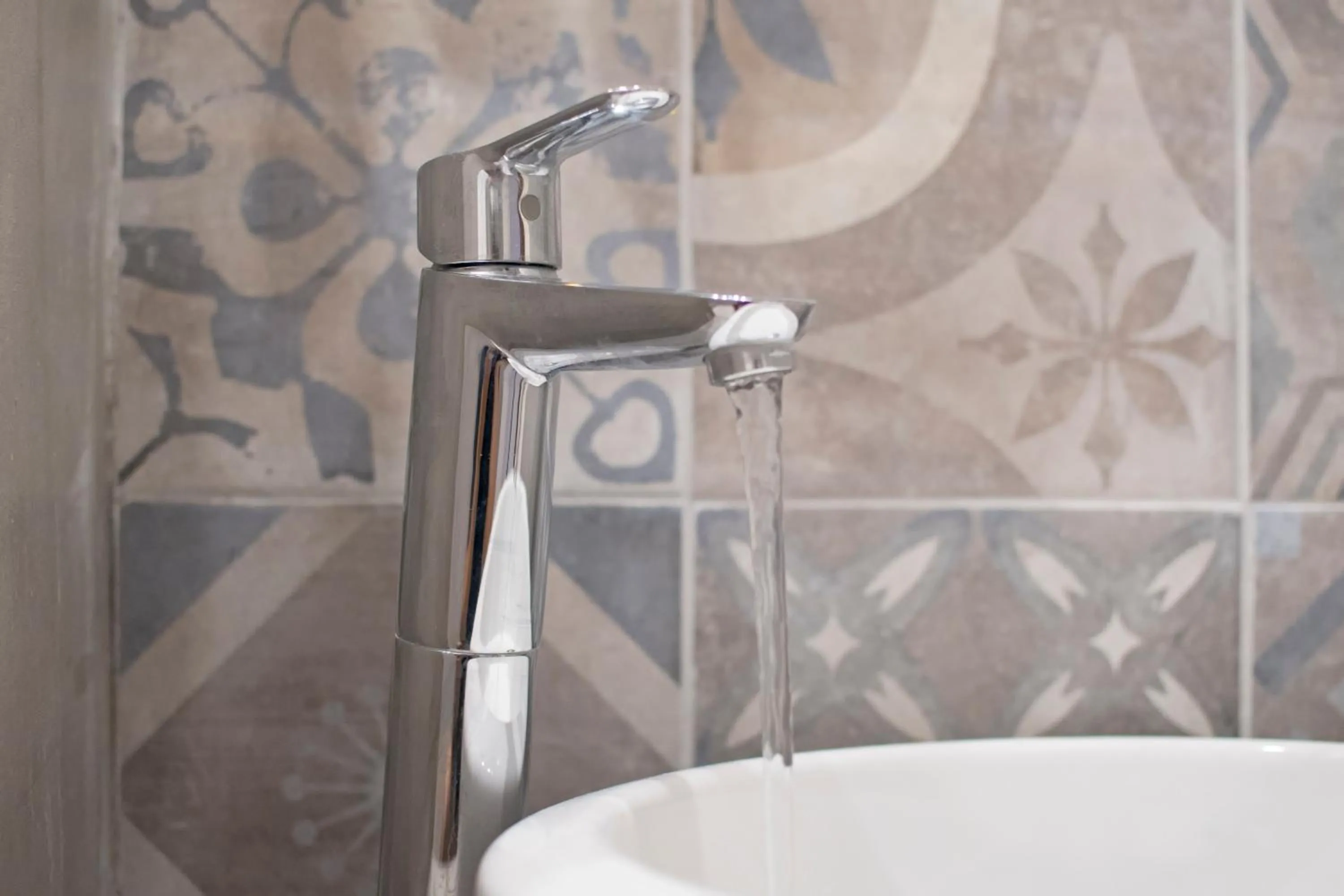 Shower in Hotel Castillio