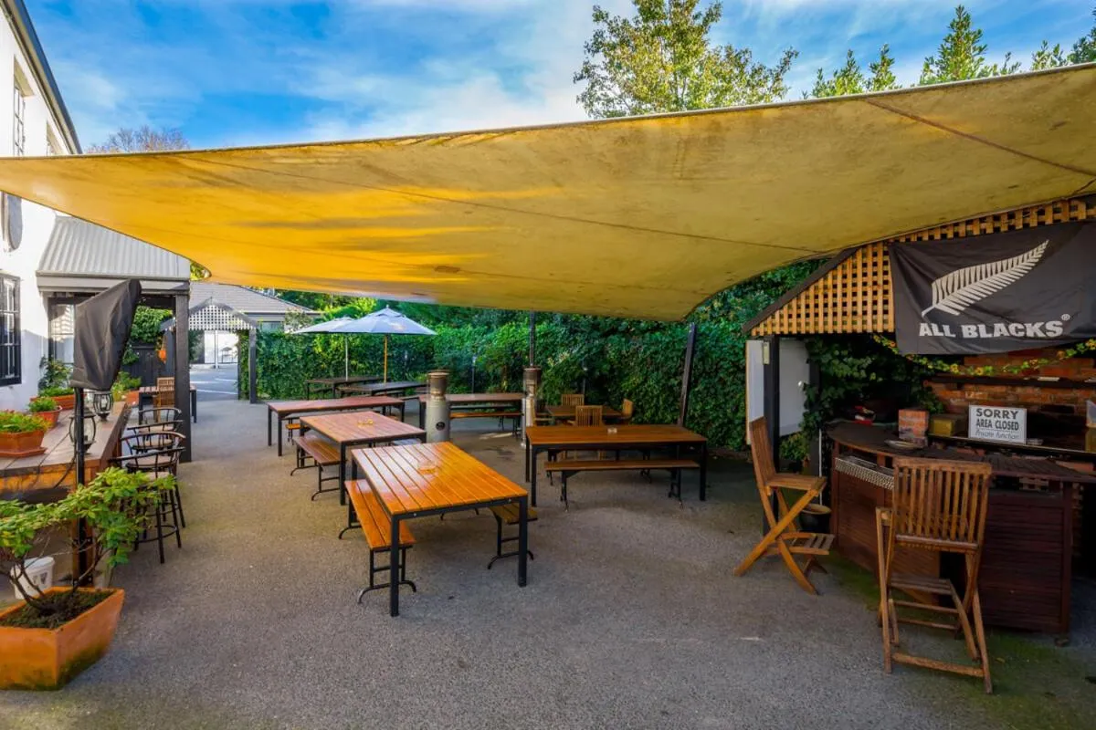 Garden in Cork And Keg