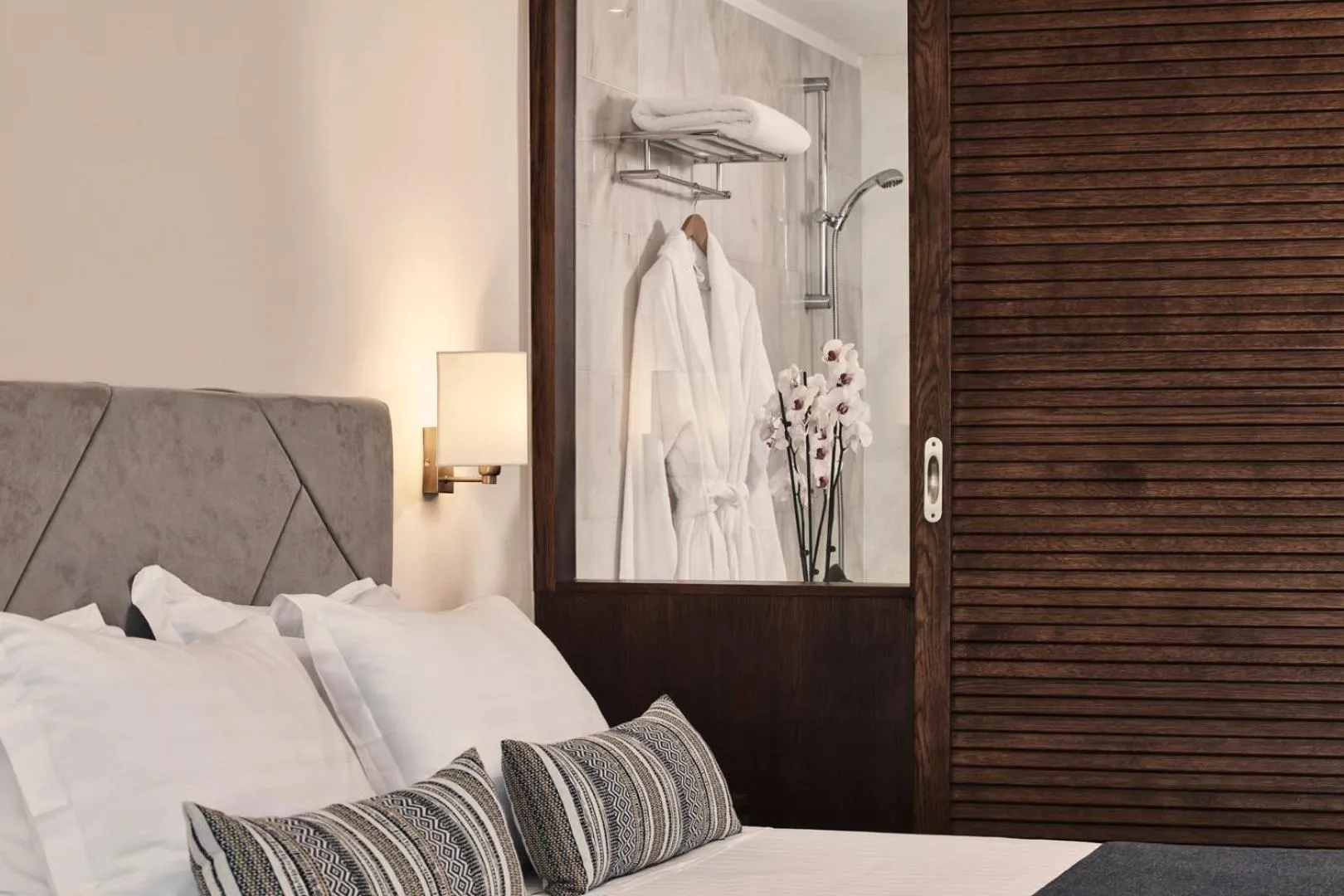 Bed in Kontokali Bay Resort & Spa