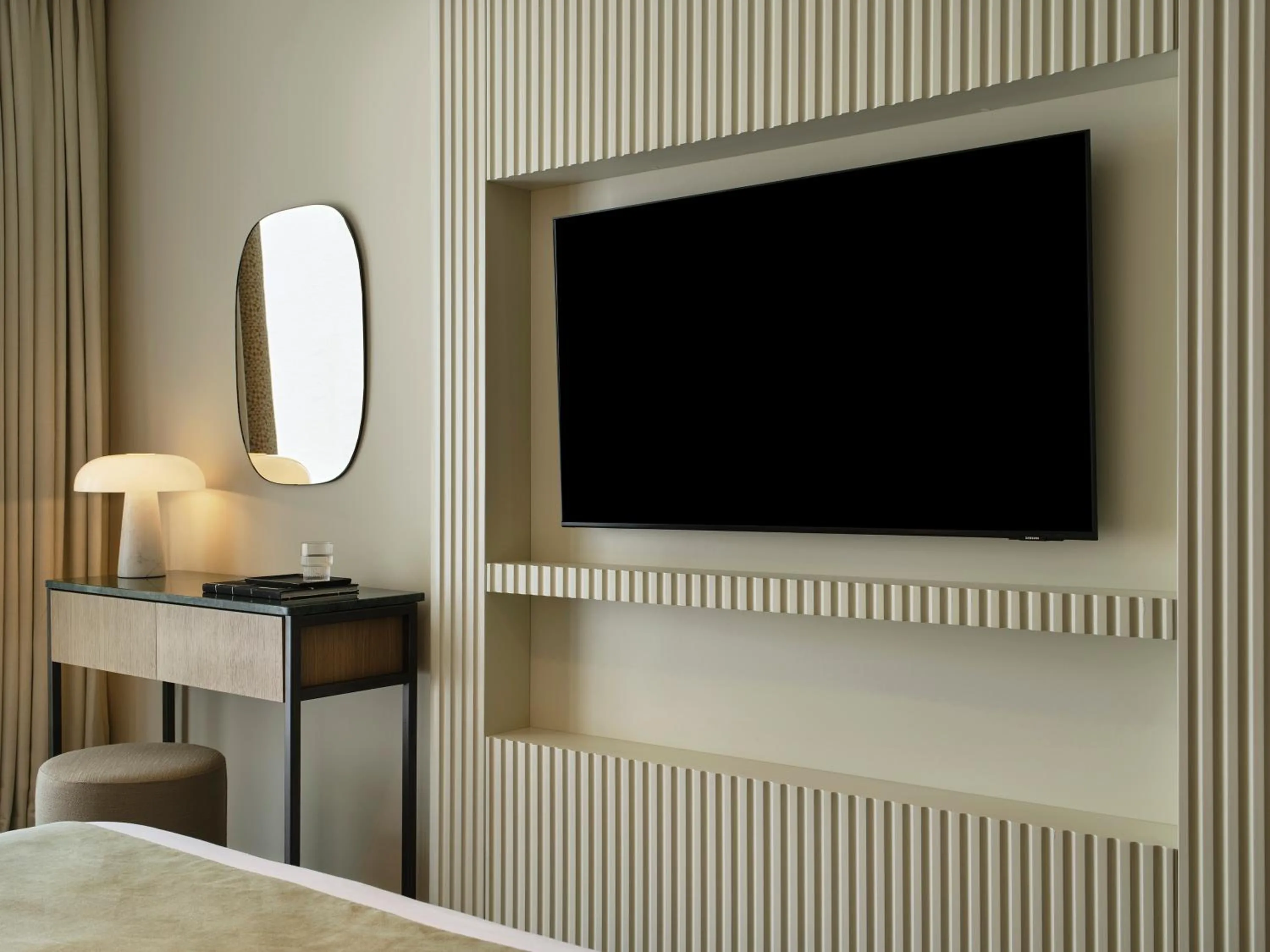 TV and multimedia, Bed in Kontokali Bay Resort & Spa